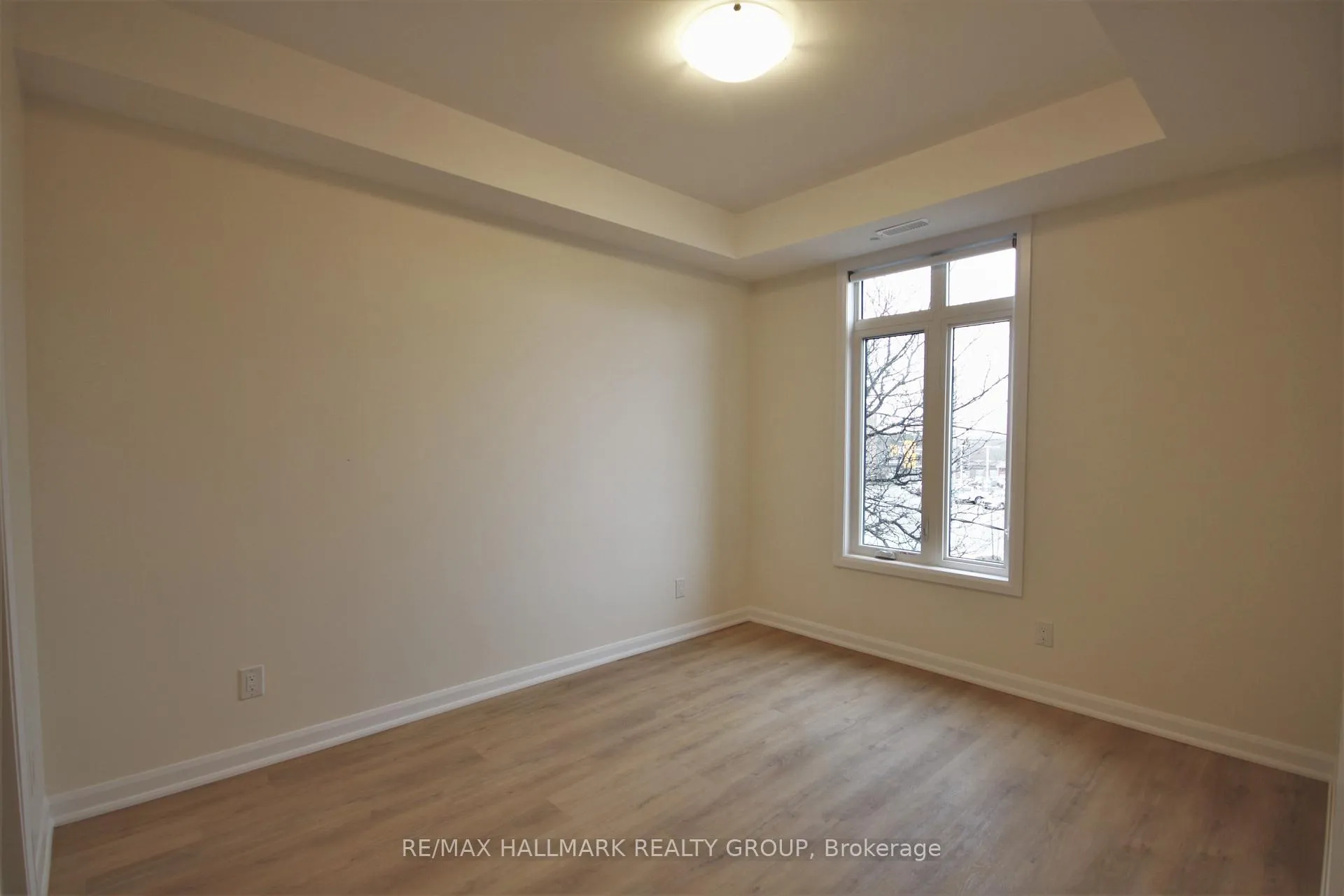 Photo 8 of Unit 202, 351 Croydon Avenue, Ottawa, Lincoln Heights — HOMEH