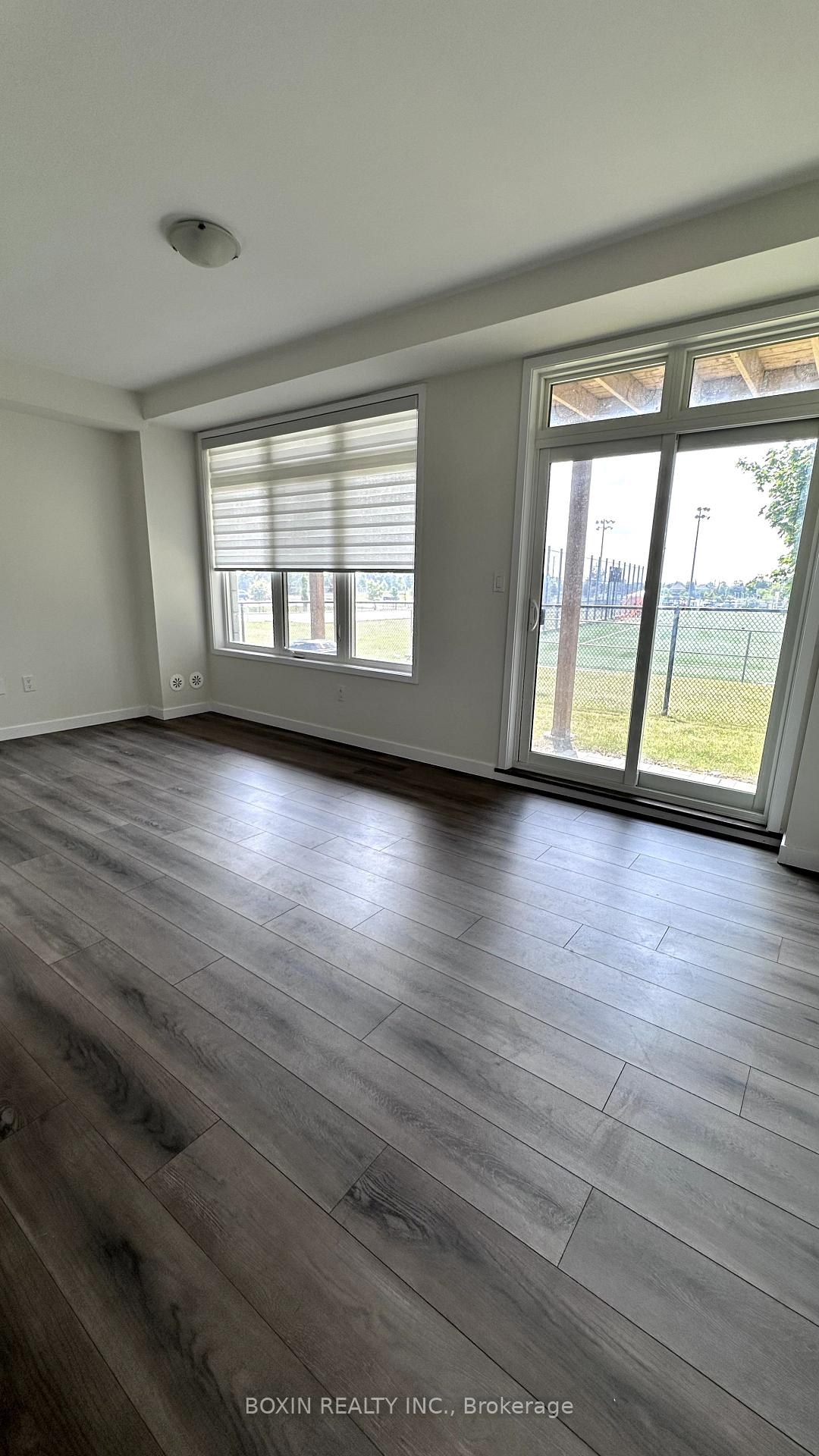 Photo 30 of Unit 34, 30 Seacoasts Circle, Vaughan, Maple — HOMEH