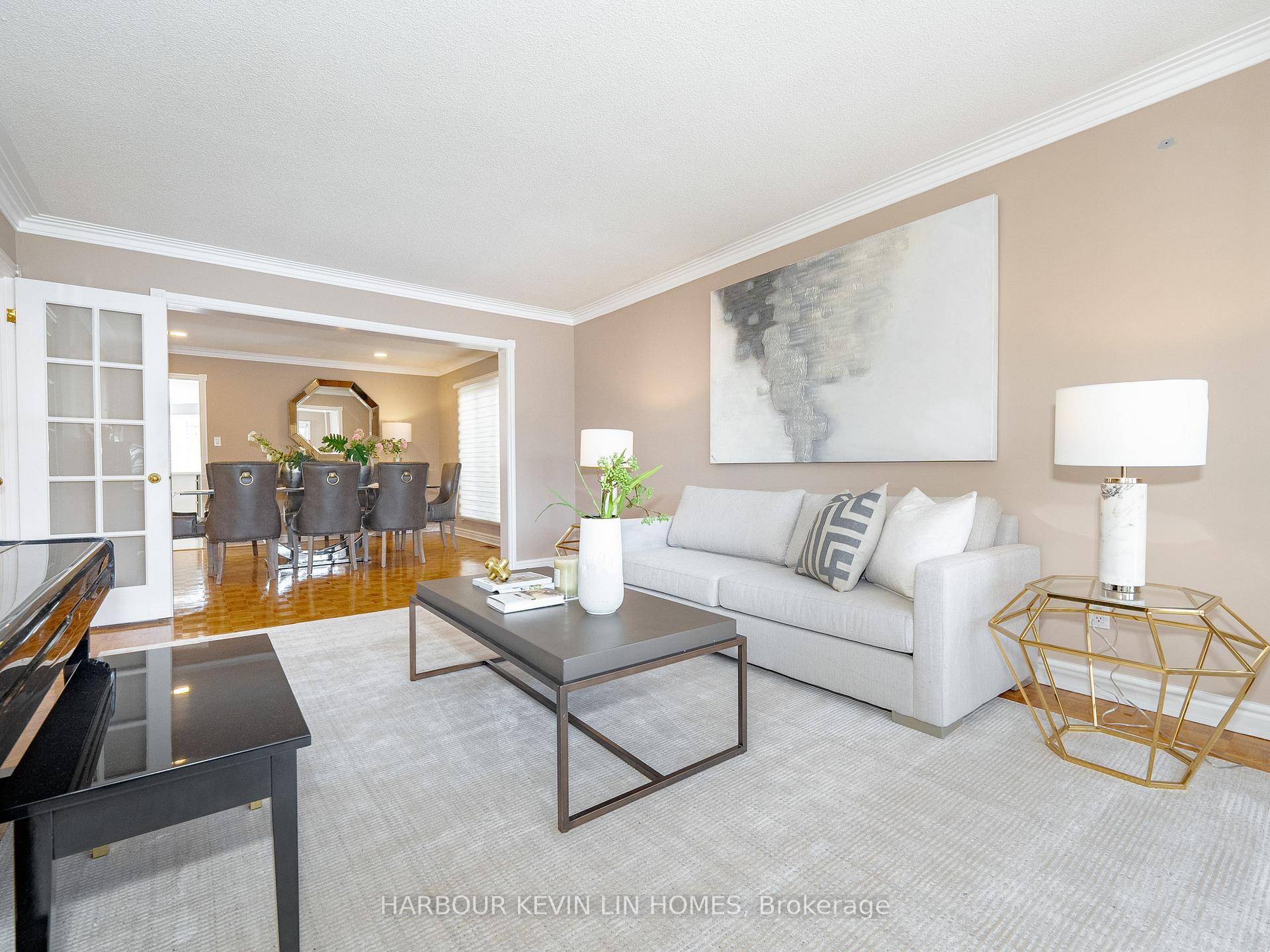 Photo 10 of 131 Spruce Avenue, Richmond Hill, South Richvale — HOMEH