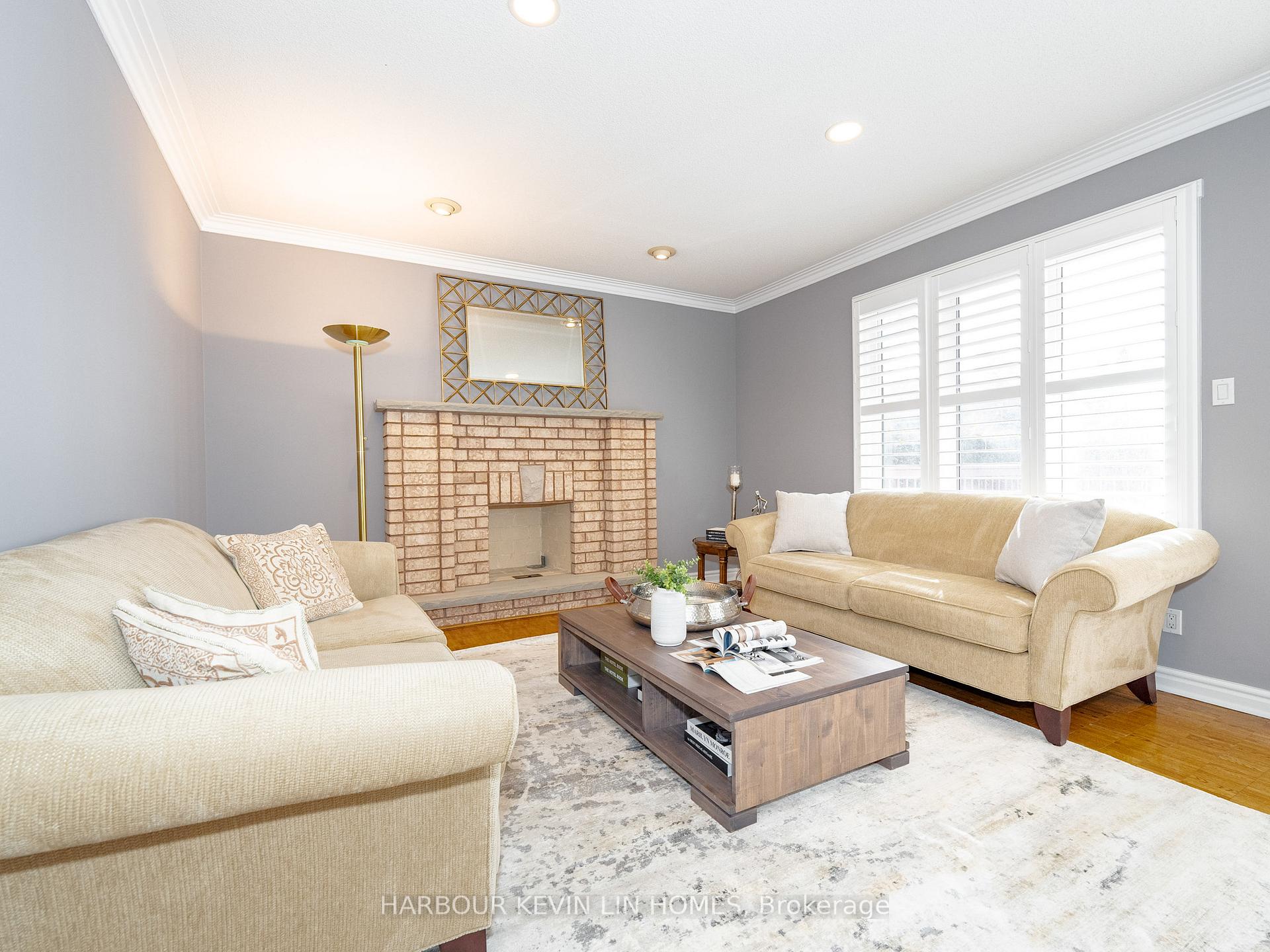 Photo 23 of 131 Spruce Avenue, Richmond Hill, South Richvale — HOMEH
