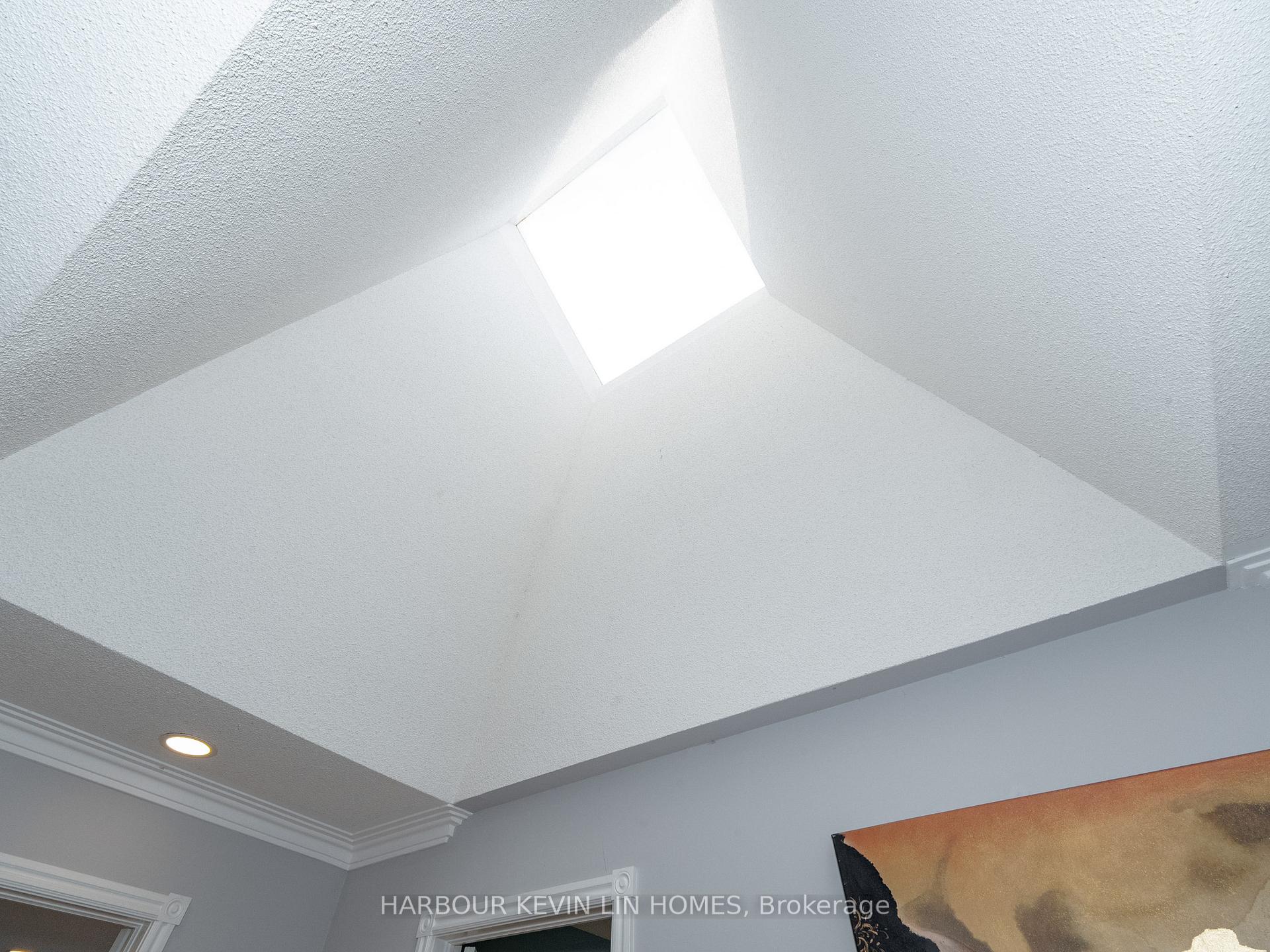 Photo 29 of 131 Spruce Avenue, Richmond Hill, South Richvale — HOMEH