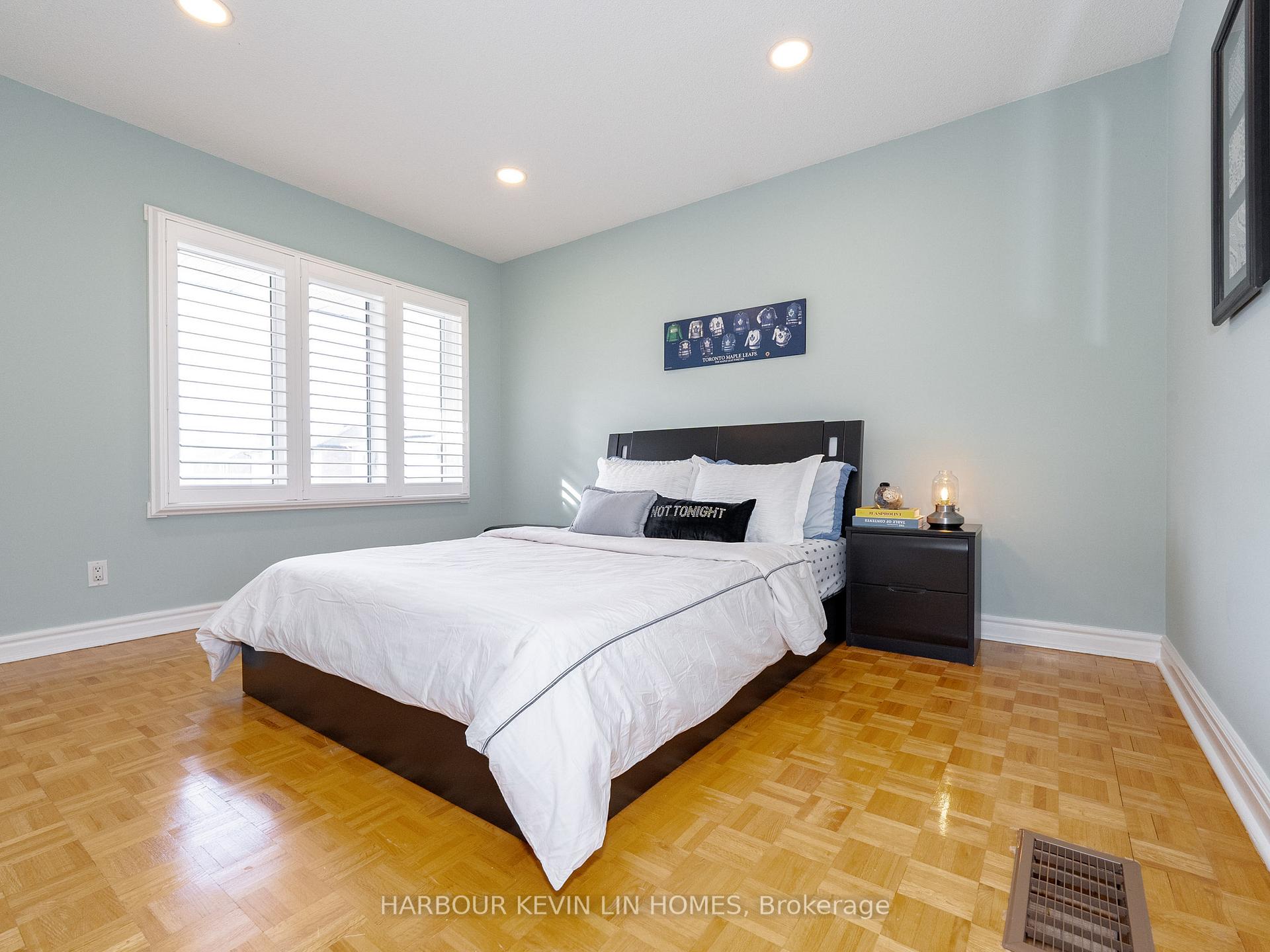 Photo 38 of 131 Spruce Avenue, Richmond Hill, South Richvale — HOMEH