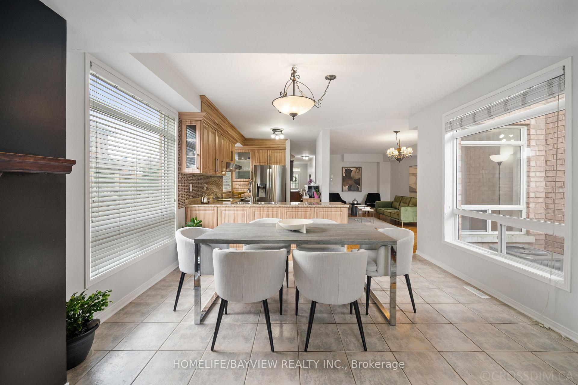 Photo 11 of 80 Haymer Drive, Vaughan, Maple — HOMEH