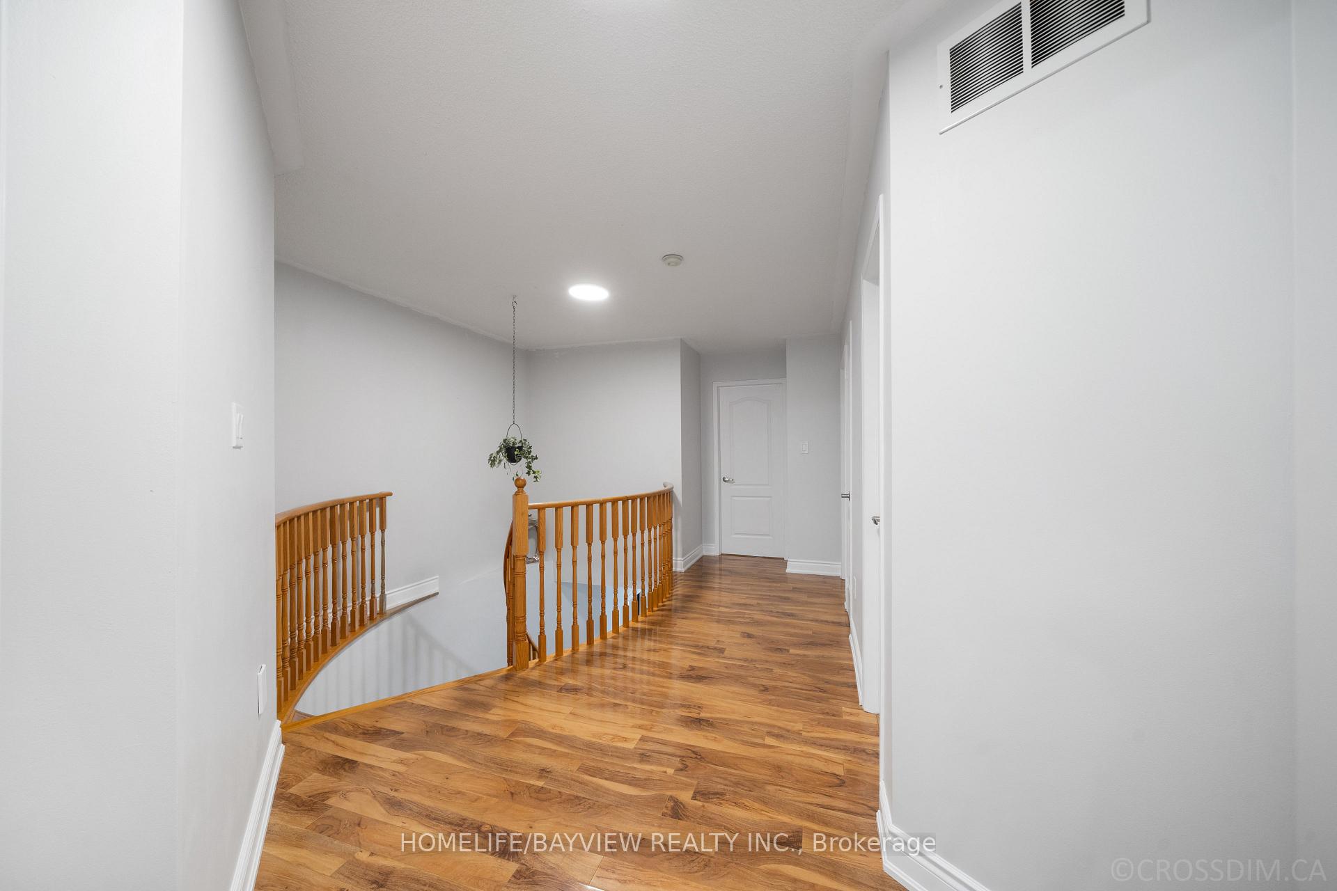 Photo 16 of 80 Haymer Drive, Vaughan, Maple — HOMEH