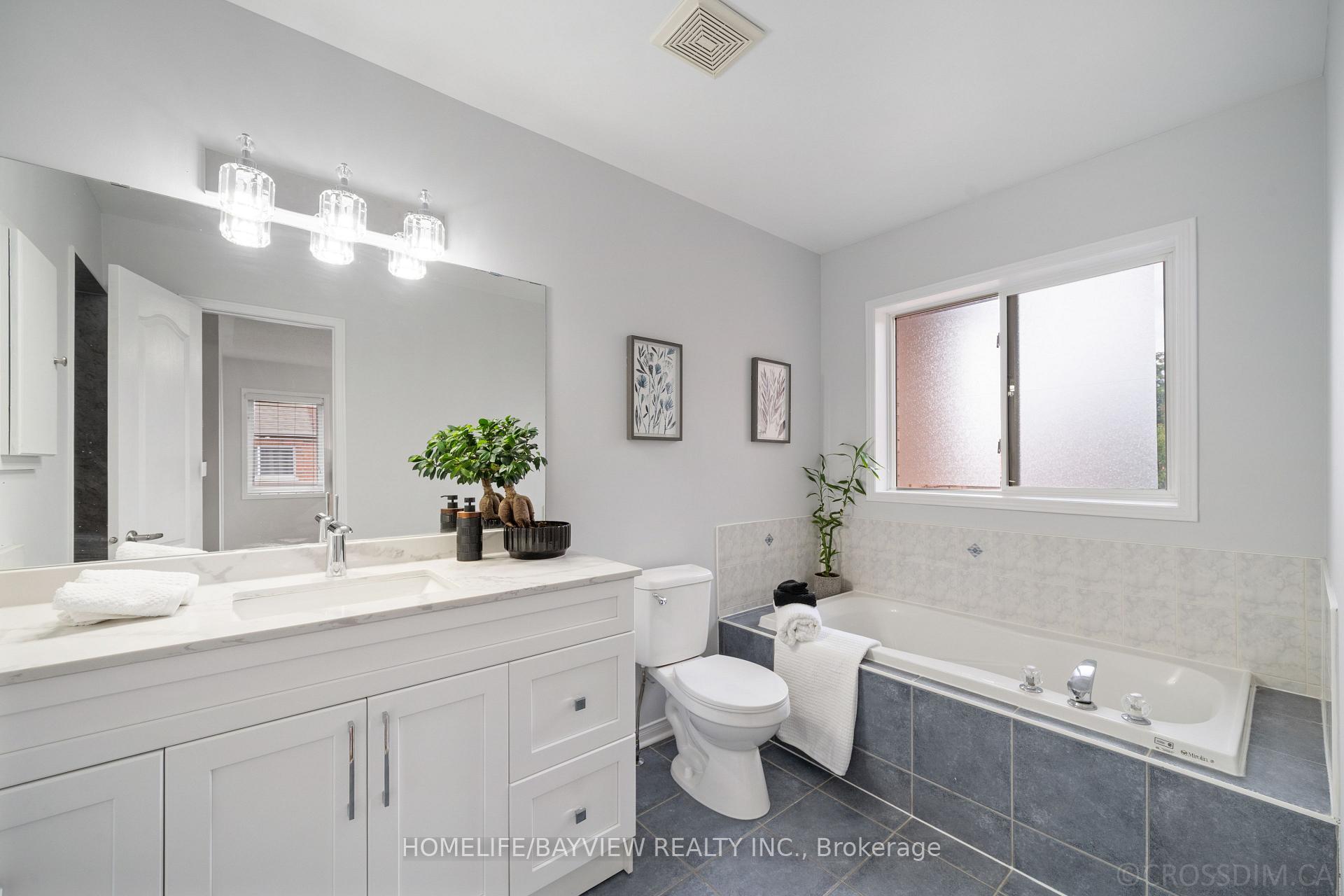 Photo 20 of 80 Haymer Drive, Vaughan, Maple — HOMEH