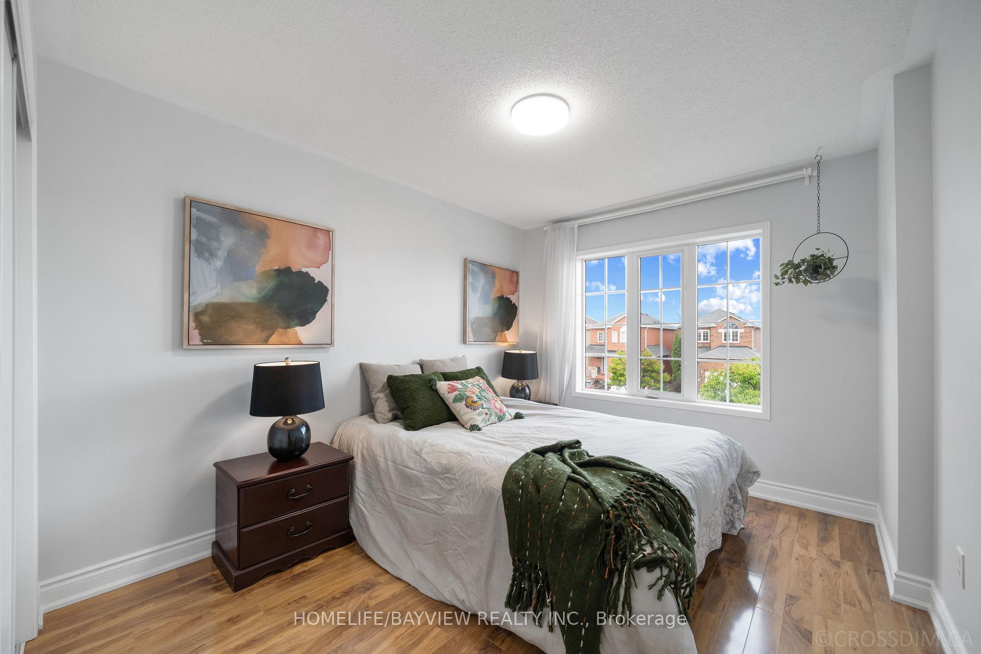 Photo 23 of 80 Haymer Drive, Vaughan, Maple — HOMEH