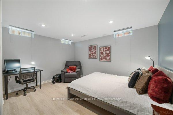 Photo 34 of 80 Haymer Drive, Vaughan, Maple — HOMEH