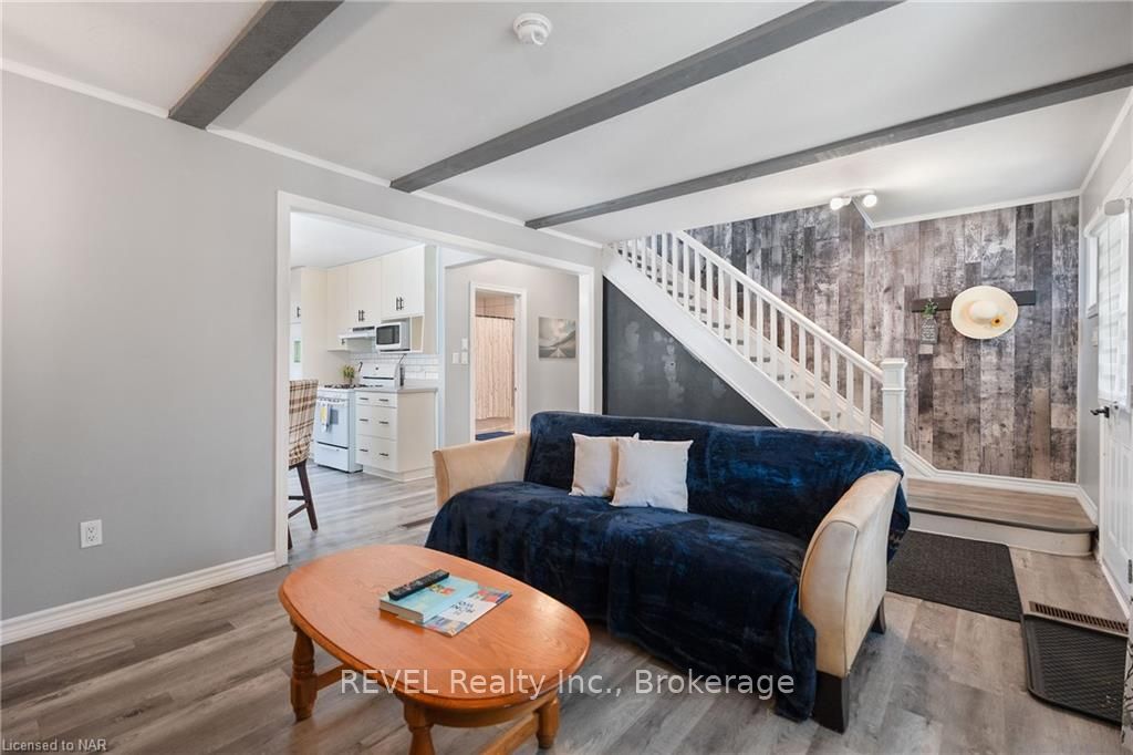 Photo 6 of 295 Wallace Avenue S, Welland, Lincoln/Crowland — HOMEH