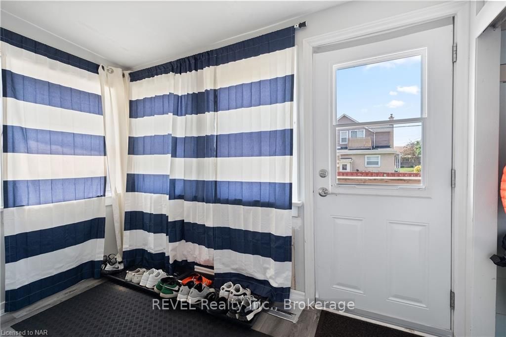 Photo 12 of 295 Wallace Avenue S, Welland, Lincoln/Crowland — HOMEH