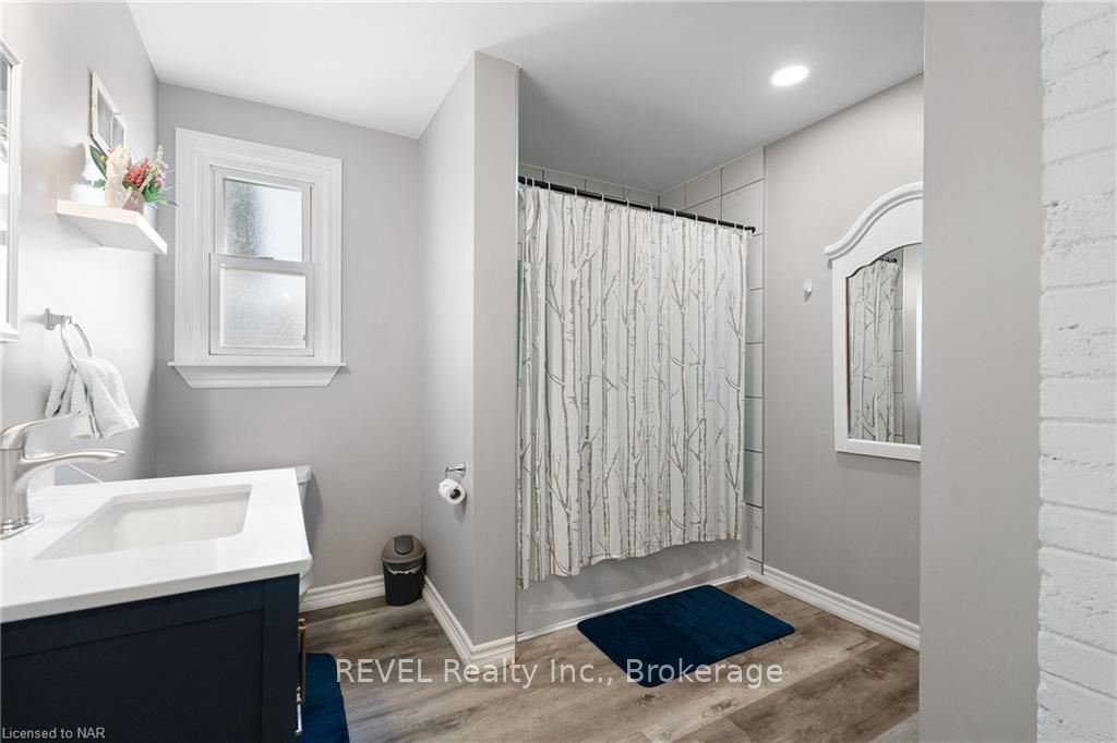 Photo 14 of 295 Wallace Avenue S, Welland, Lincoln/Crowland — HOMEH