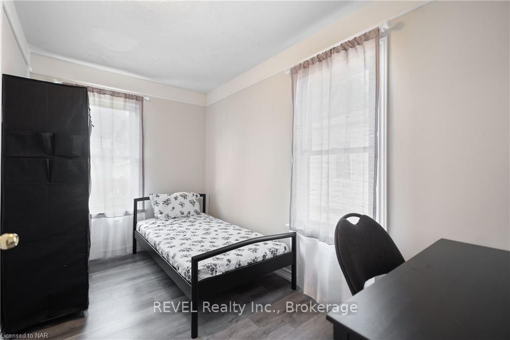 Photo 15 of 295 Wallace Avenue S, Welland, Lincoln/Crowland — HOMEH