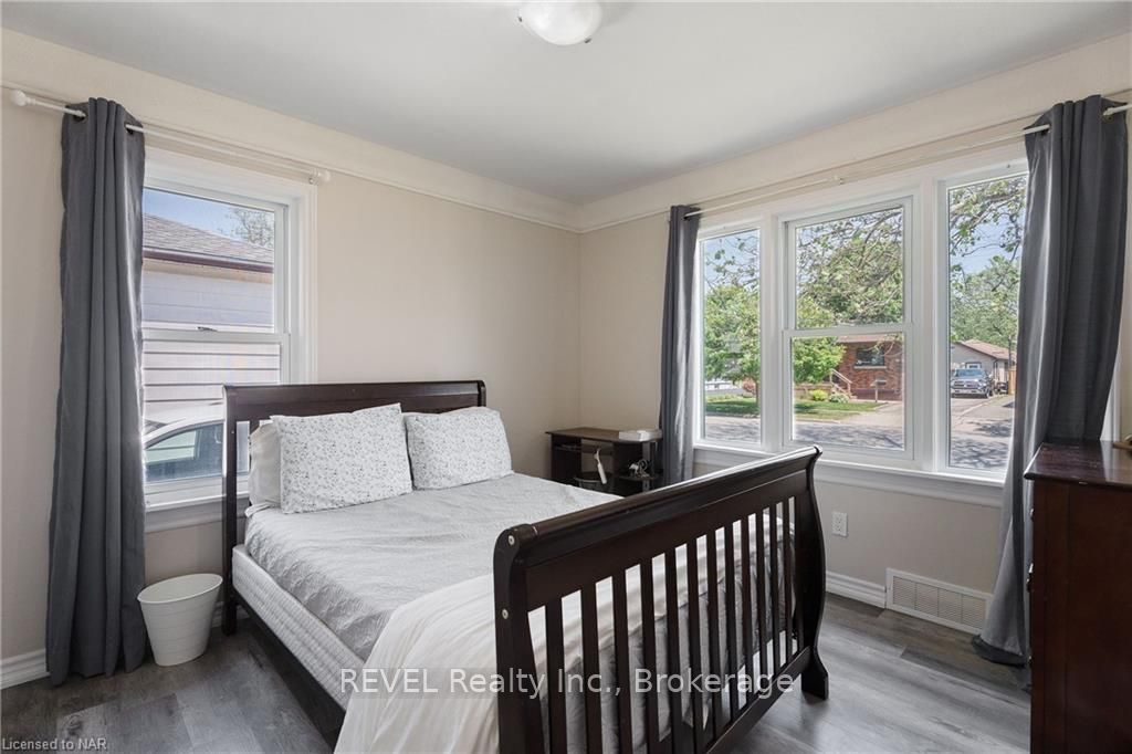Photo 16 of 295 Wallace Avenue S, Welland, Lincoln/Crowland — HOMEH