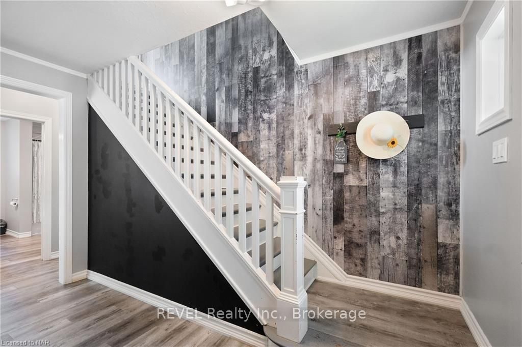 Photo 17 of 295 Wallace Avenue S, Welland, Lincoln/Crowland — HOMEH