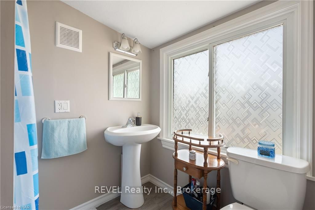 Photo 19 of 295 Wallace Avenue S, Welland, Lincoln/Crowland — HOMEH