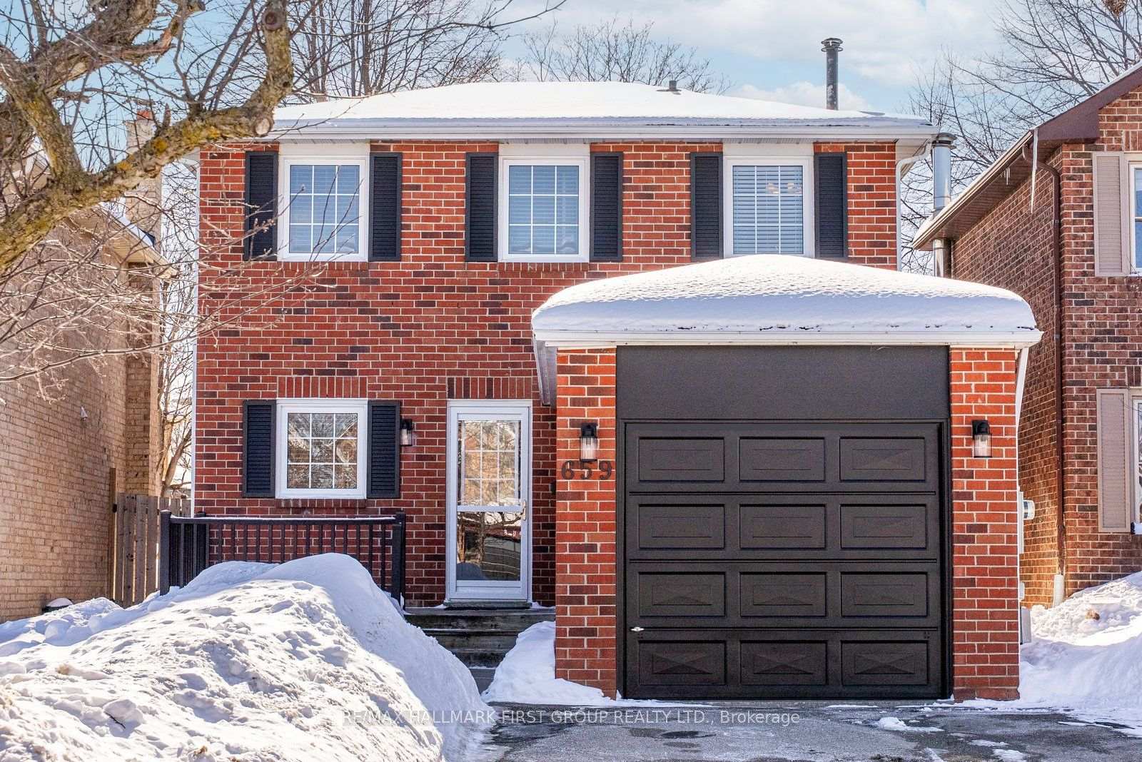 Photo 2 of 659 Sultana Square, Pickering, Amberlea — HOMEH