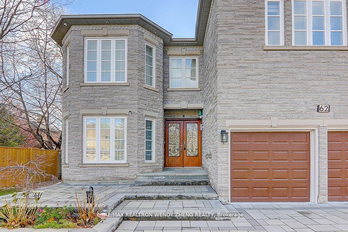 Photo 2 of 62 Black Walnut Crescent, Richmond Hill, Langstaff — HOMEH