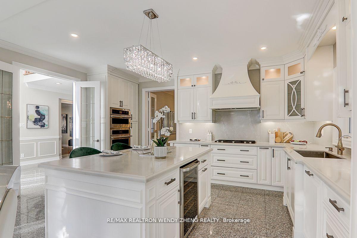 Photo 15 of 62 Black Walnut Crescent, Richmond Hill, Langstaff — HOMEH