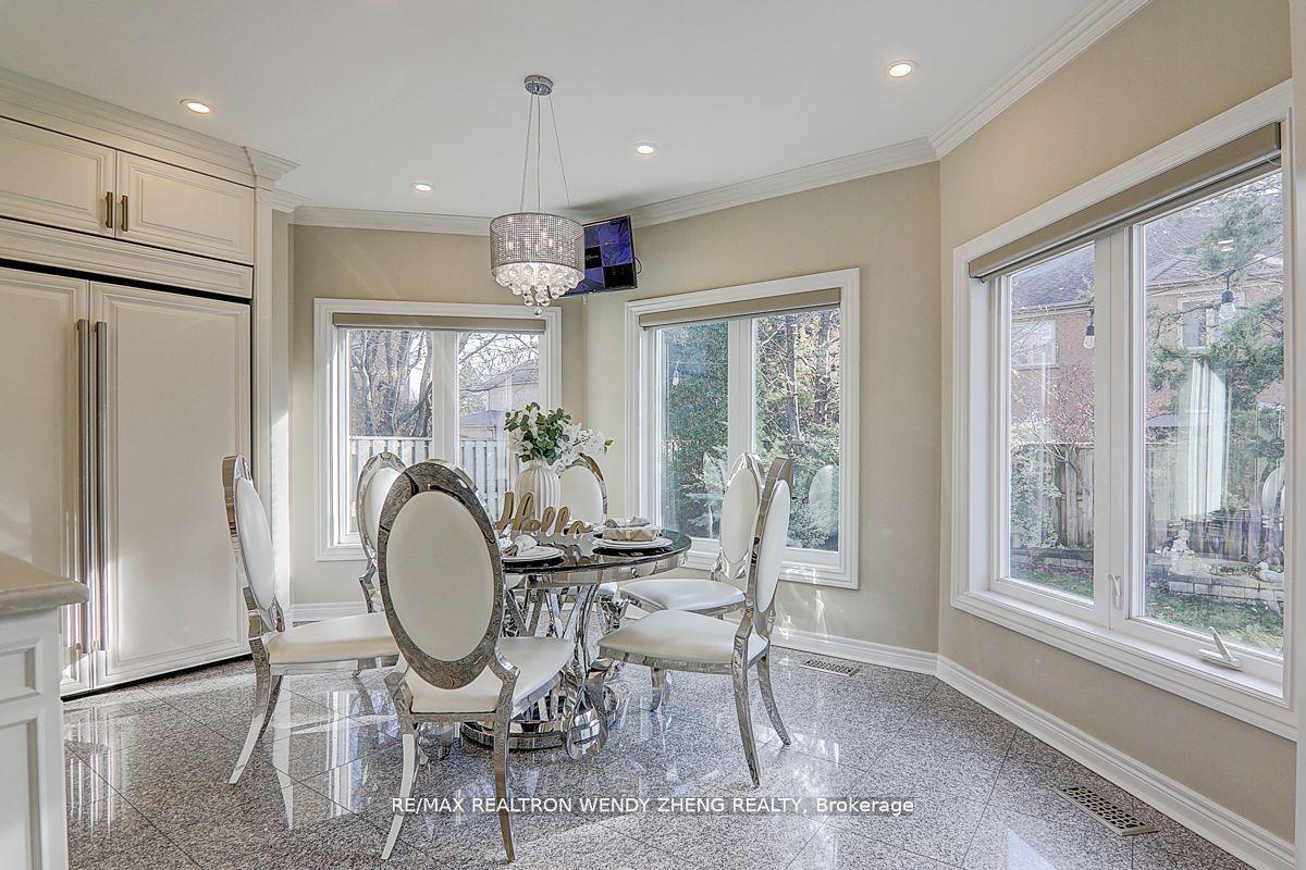Photo 17 of 62 Black Walnut Crescent, Richmond Hill, Langstaff — HOMEH