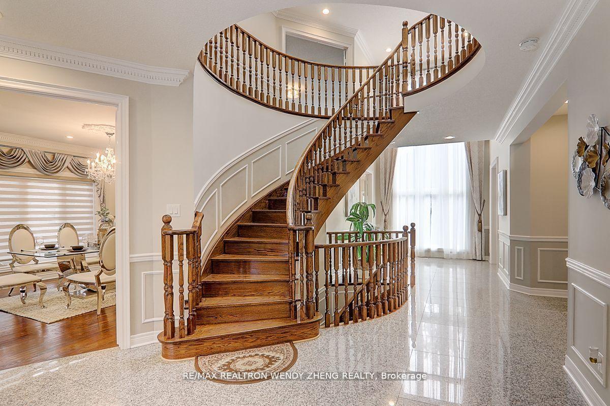 Photo 20 of 62 Black Walnut Crescent, Richmond Hill, Langstaff — HOMEH
