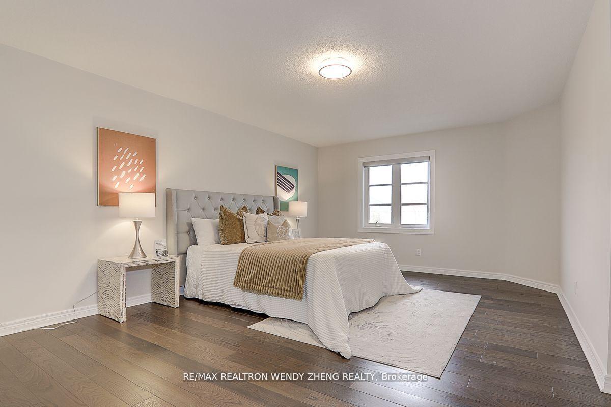 Photo 30 of 62 Black Walnut Crescent, Richmond Hill, Langstaff — HOMEH