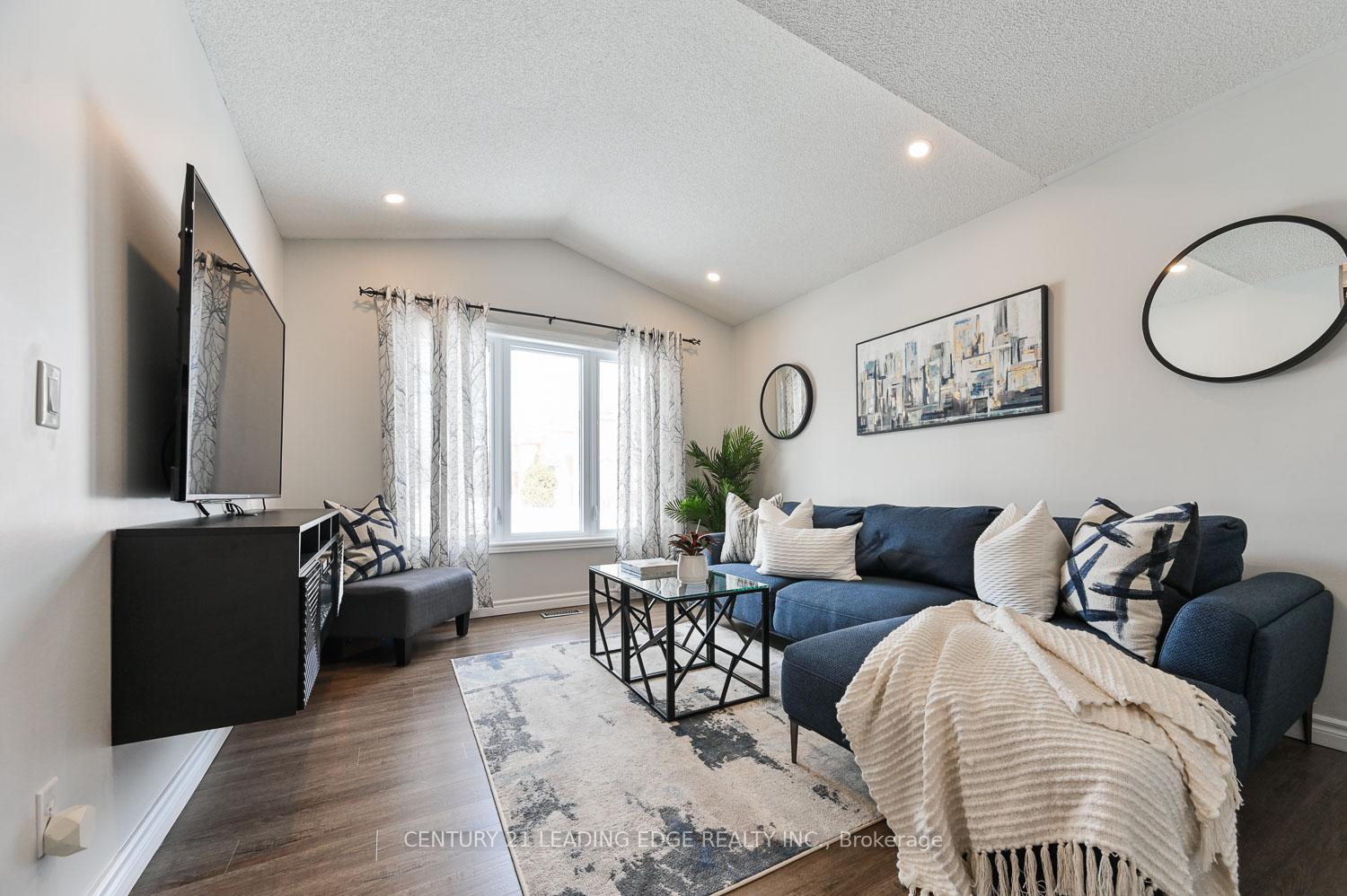 Photo 7 of 1616 Arcadia Square, Pickering, Amberlea — HOMEH