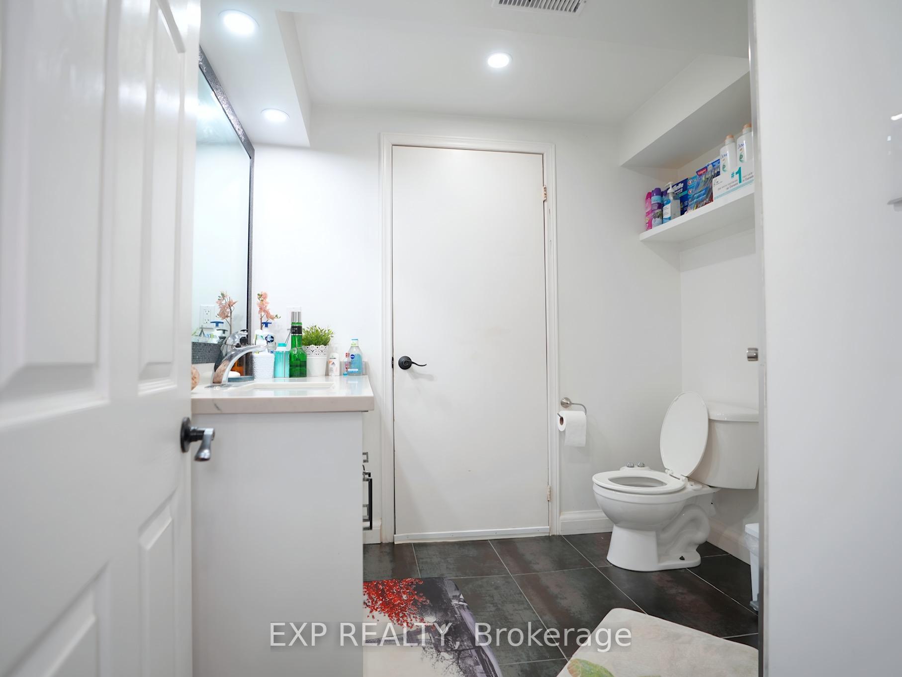 Photo 19 of 16 Coranto Way, Vaughan, Vellore Village — HOMEH