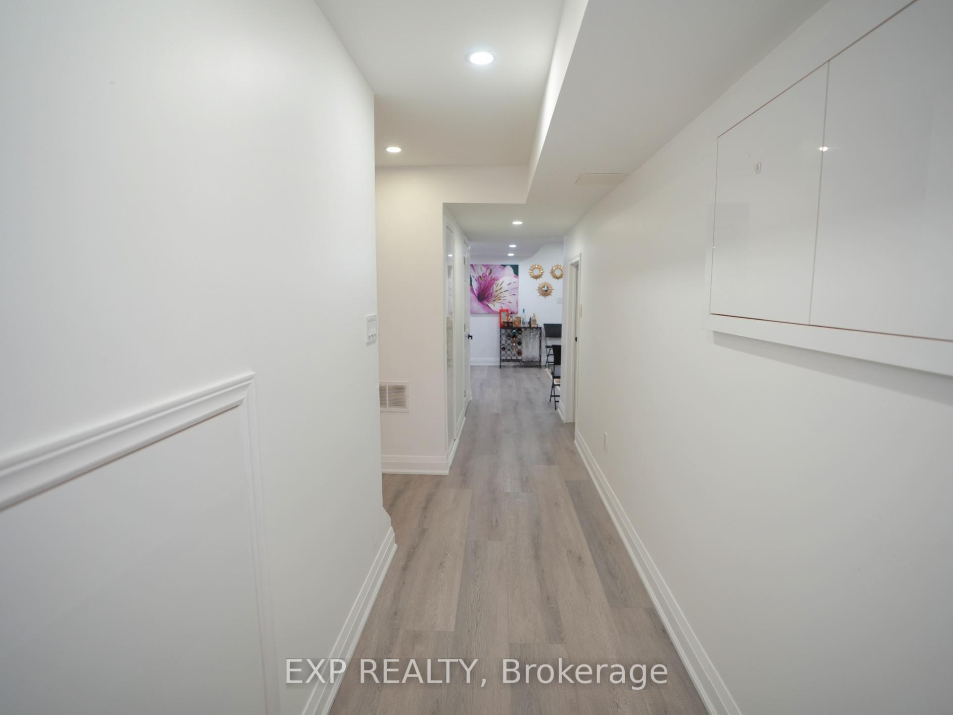Photo 20 of 16 Coranto Way, Vaughan, Vellore Village — HOMEH