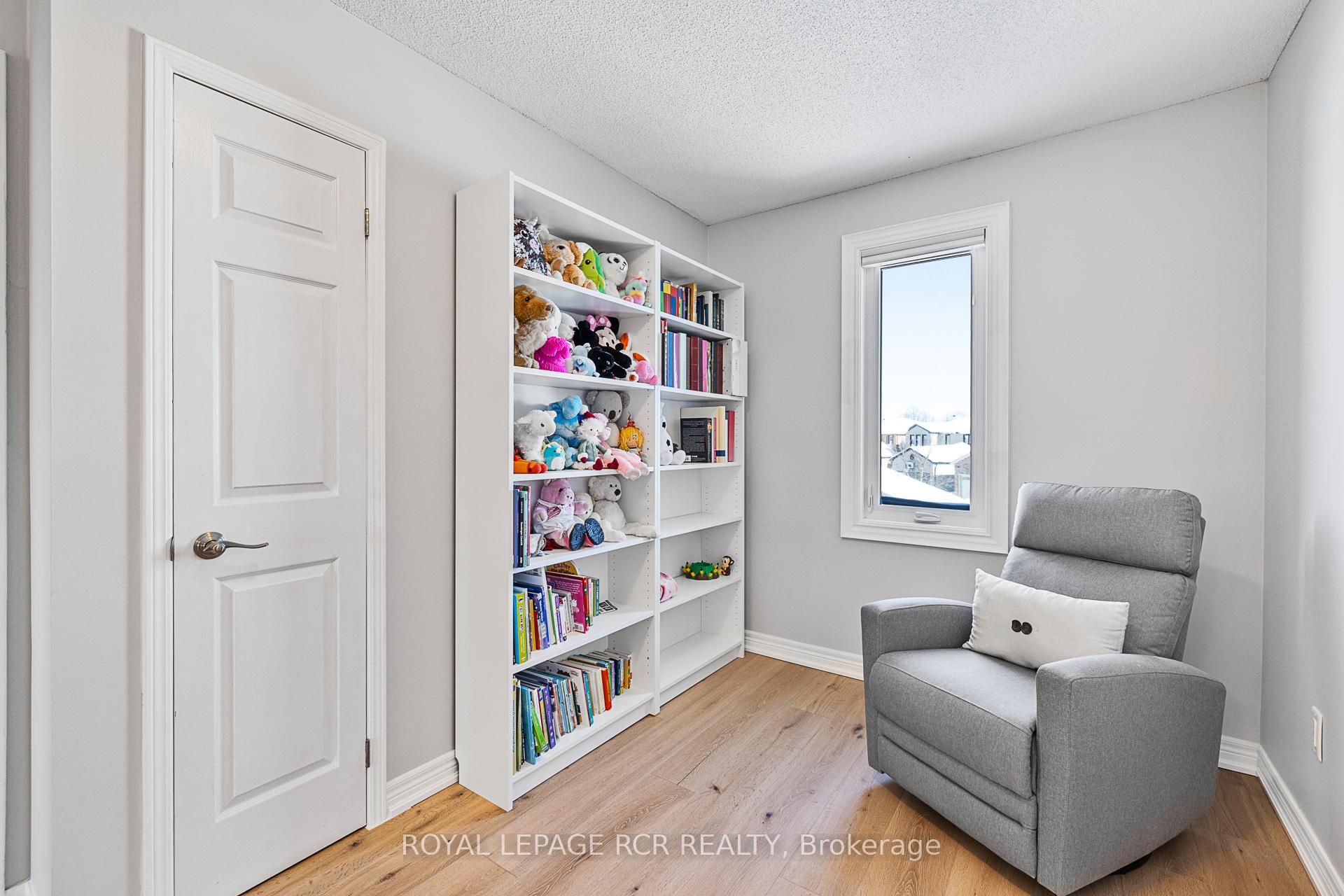 Photo 16 of 1575 Somergrove Crescent, Pickering, Brock Ridge — HOMEH