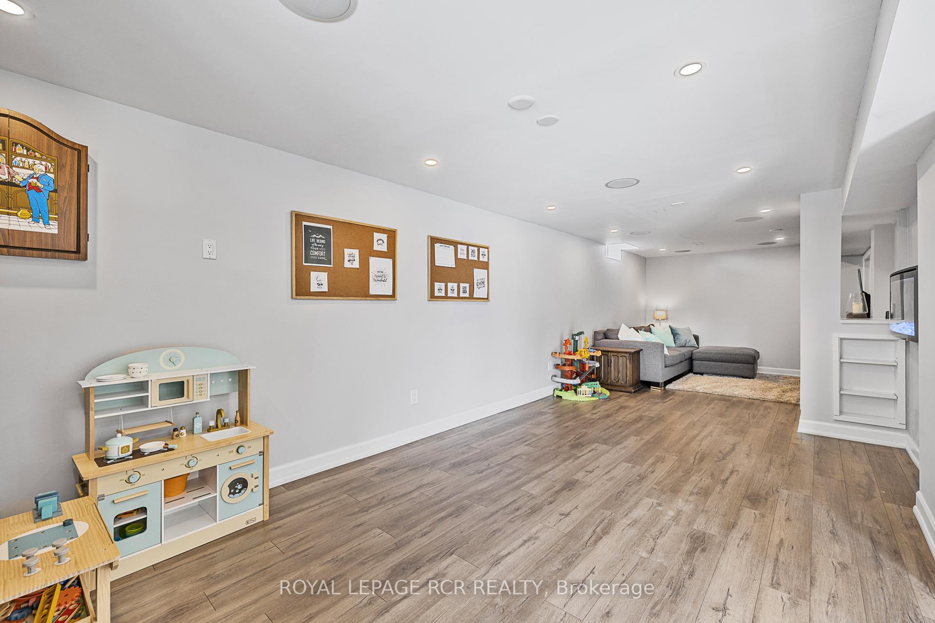 Photo 29 of 1575 Somergrove Crescent, Pickering, Brock Ridge — HOMEH