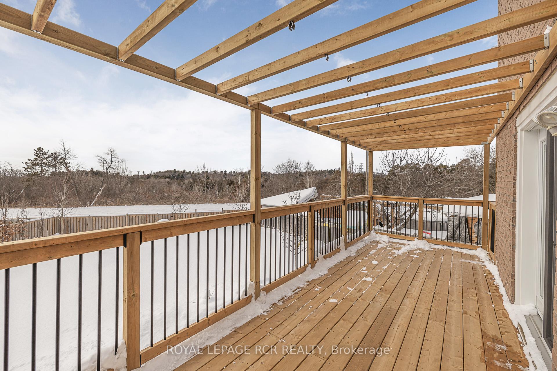 Photo 33 of 1575 Somergrove Crescent, Pickering, Brock Ridge — HOMEH