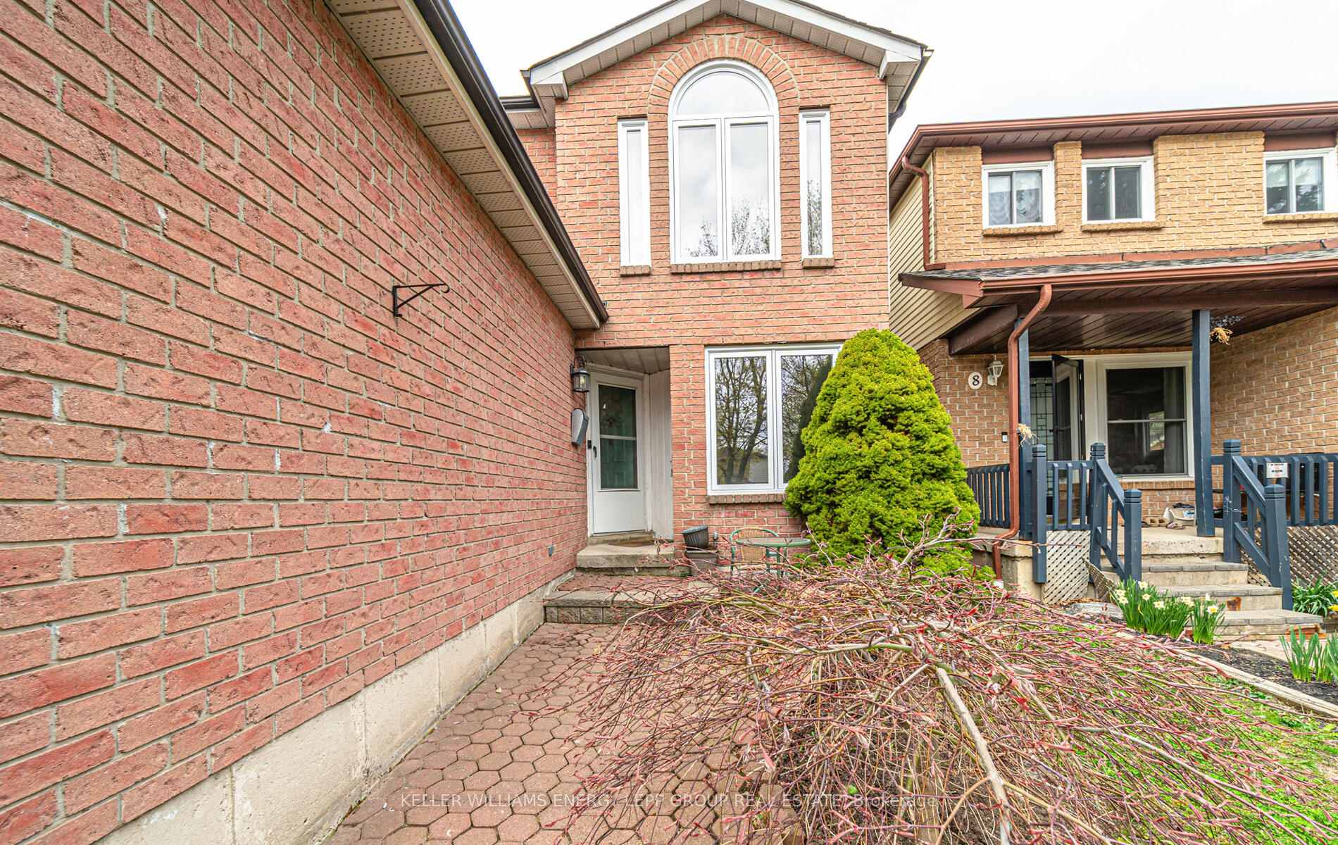 Photo 2 of 6 Goldring Drive, Whitby, Lynde Creek — HOMEH