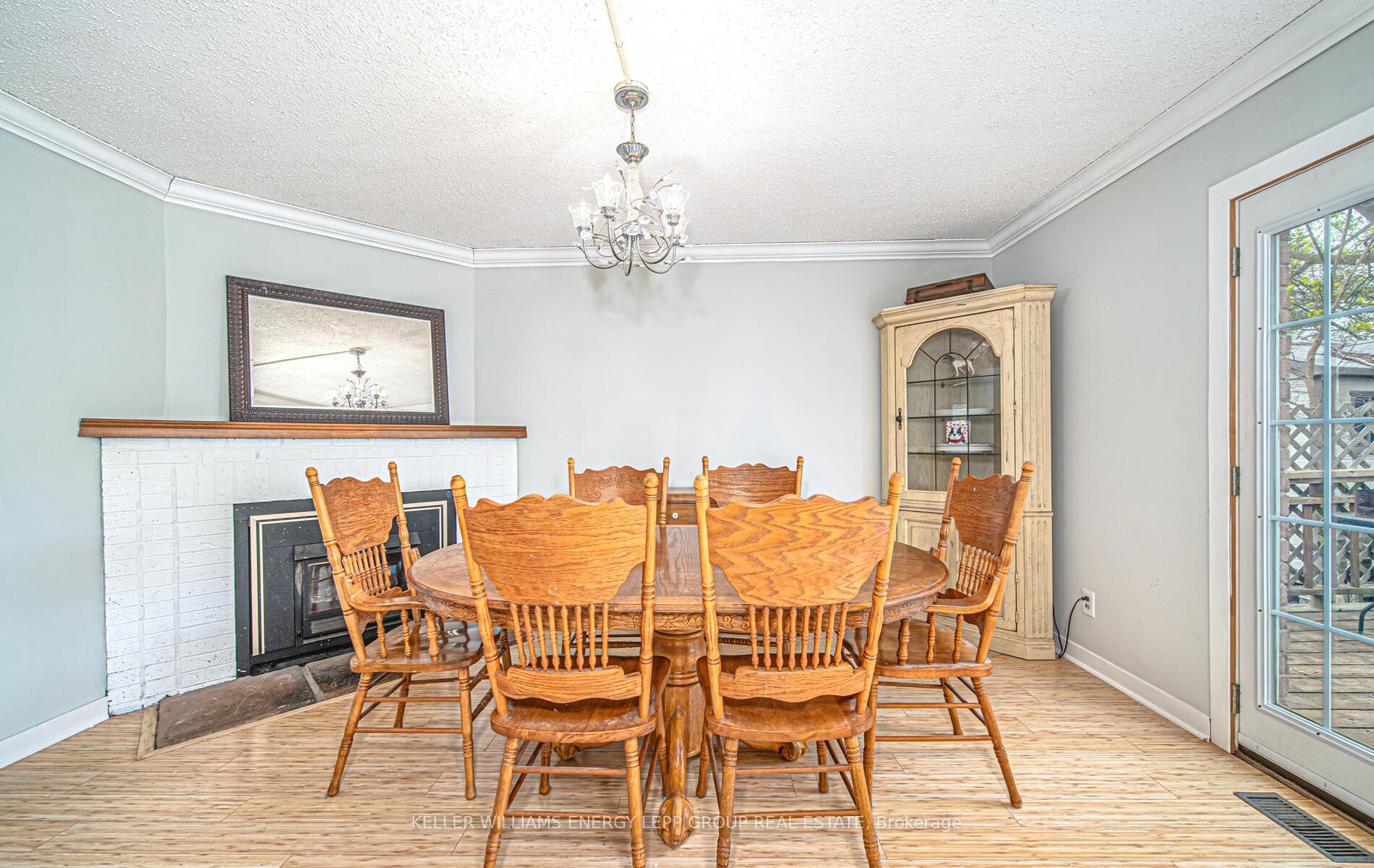 Photo 9 of 6 Goldring Drive, Whitby, Lynde Creek — HOMEH