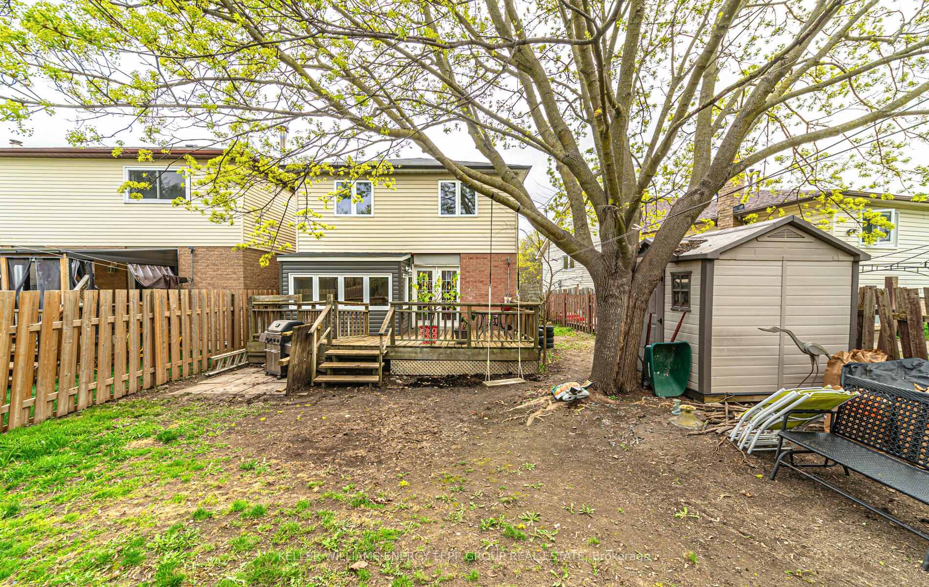 Photo 33 of 6 Goldring Drive, Whitby, Lynde Creek — HOMEH