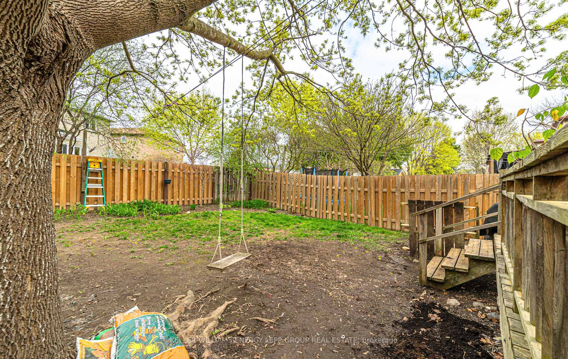 Photo 34 of 6 Goldring Drive, Whitby, Lynde Creek — HOMEH