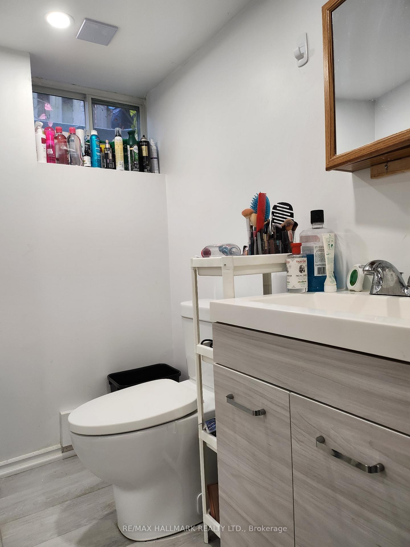 Photo 4 of 159 Kersey Crescent, Richmond Hill, North Richvale — HOMEH