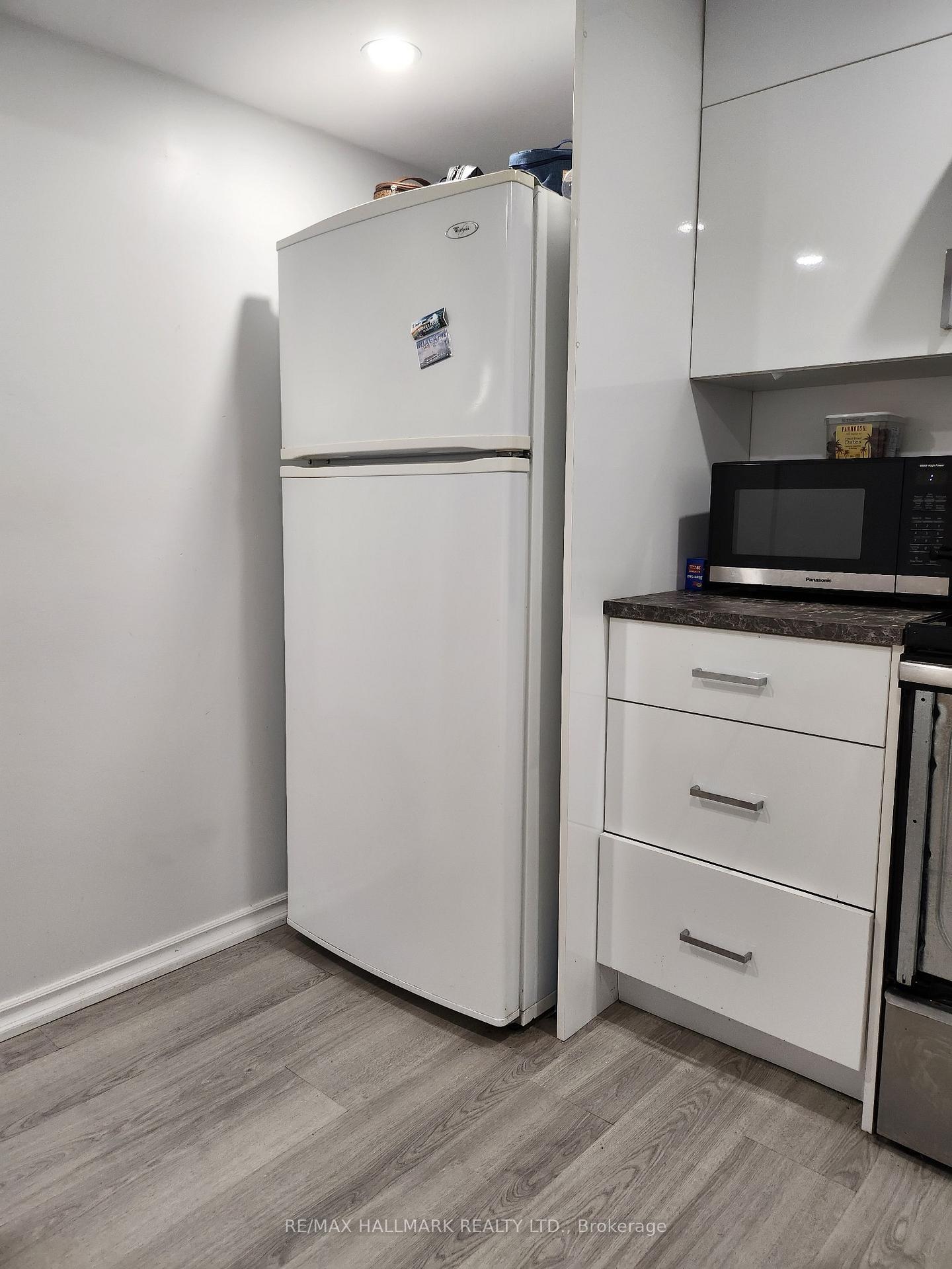 Photo 5 of 159 Kersey Crescent, Richmond Hill, North Richvale — HOMEH