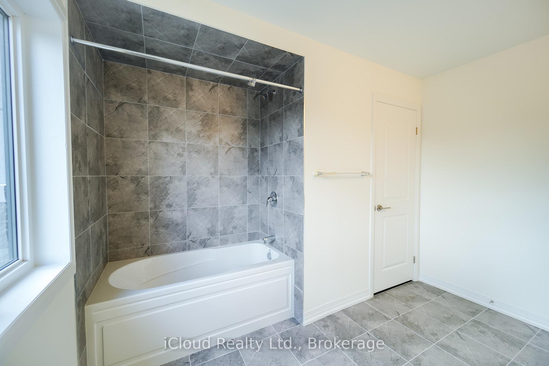 Photo 7 of 67 George Brier Drive E, Brant, Paris — HOMEH