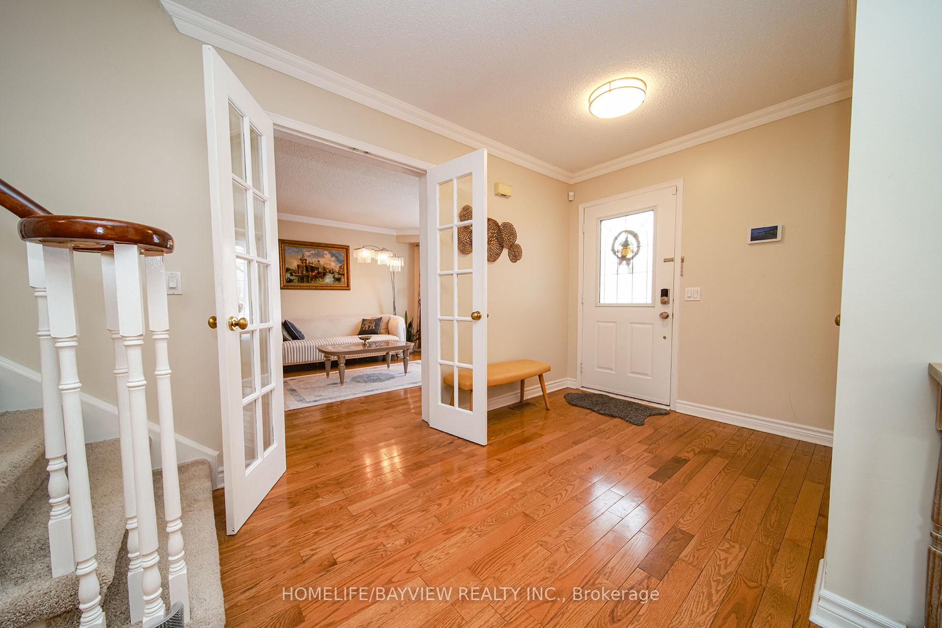 Photo 4 of 1548 Saugeen Drive, Pickering, Amberlea — HOMEH