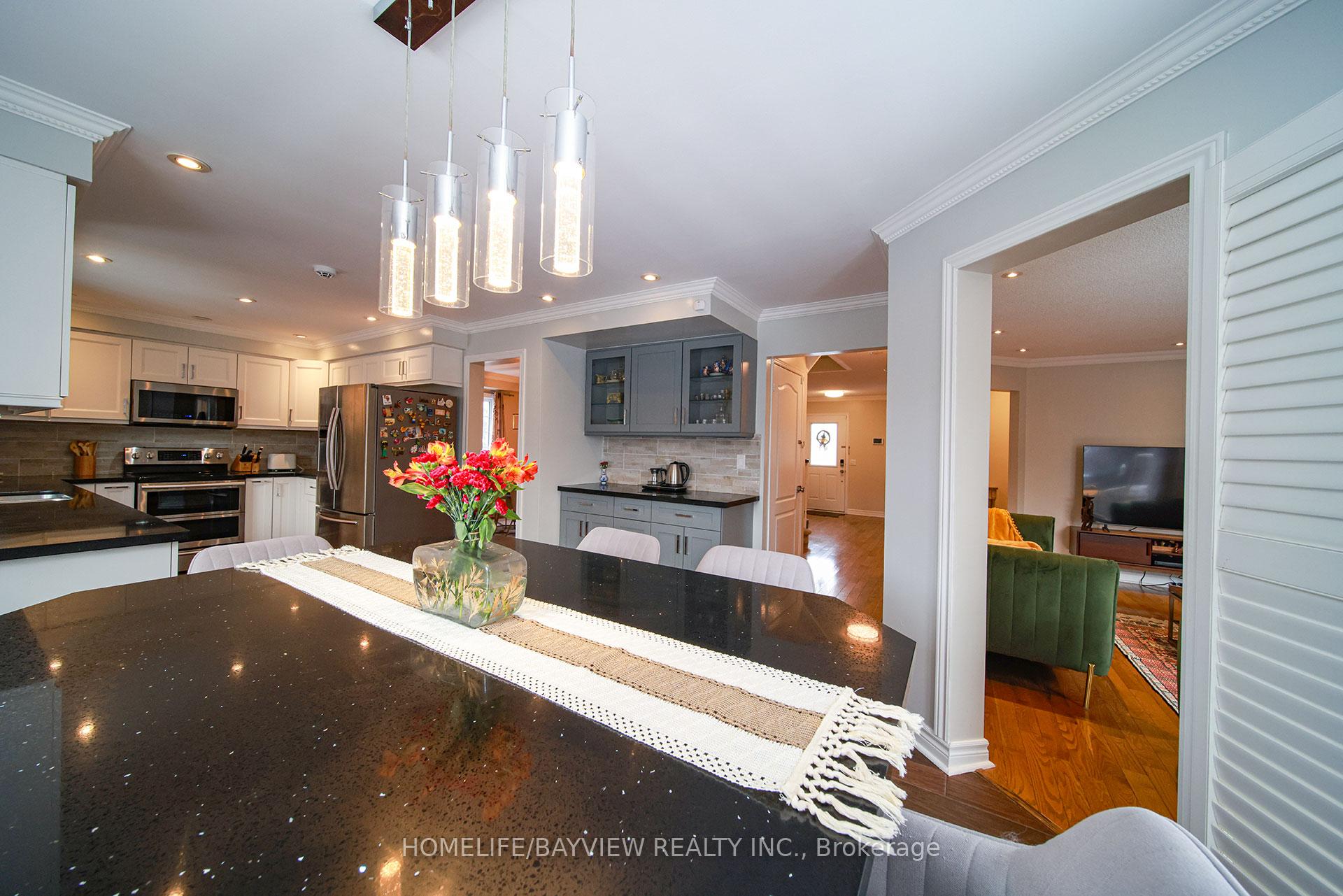 Photo 9 of 1548 Saugeen Drive, Pickering, Amberlea — HOMEH