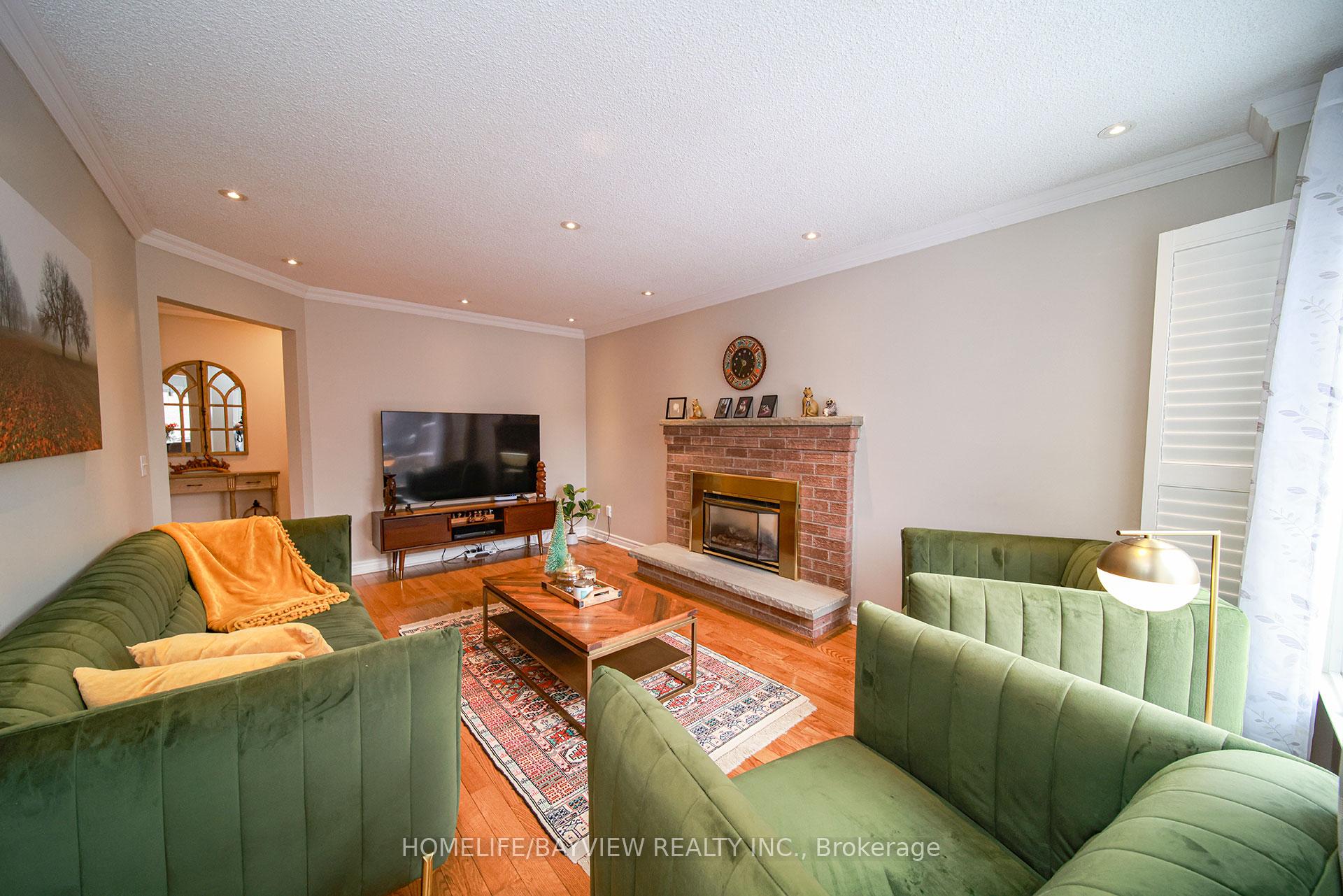 Photo 12 of 1548 Saugeen Drive, Pickering, Amberlea — HOMEH