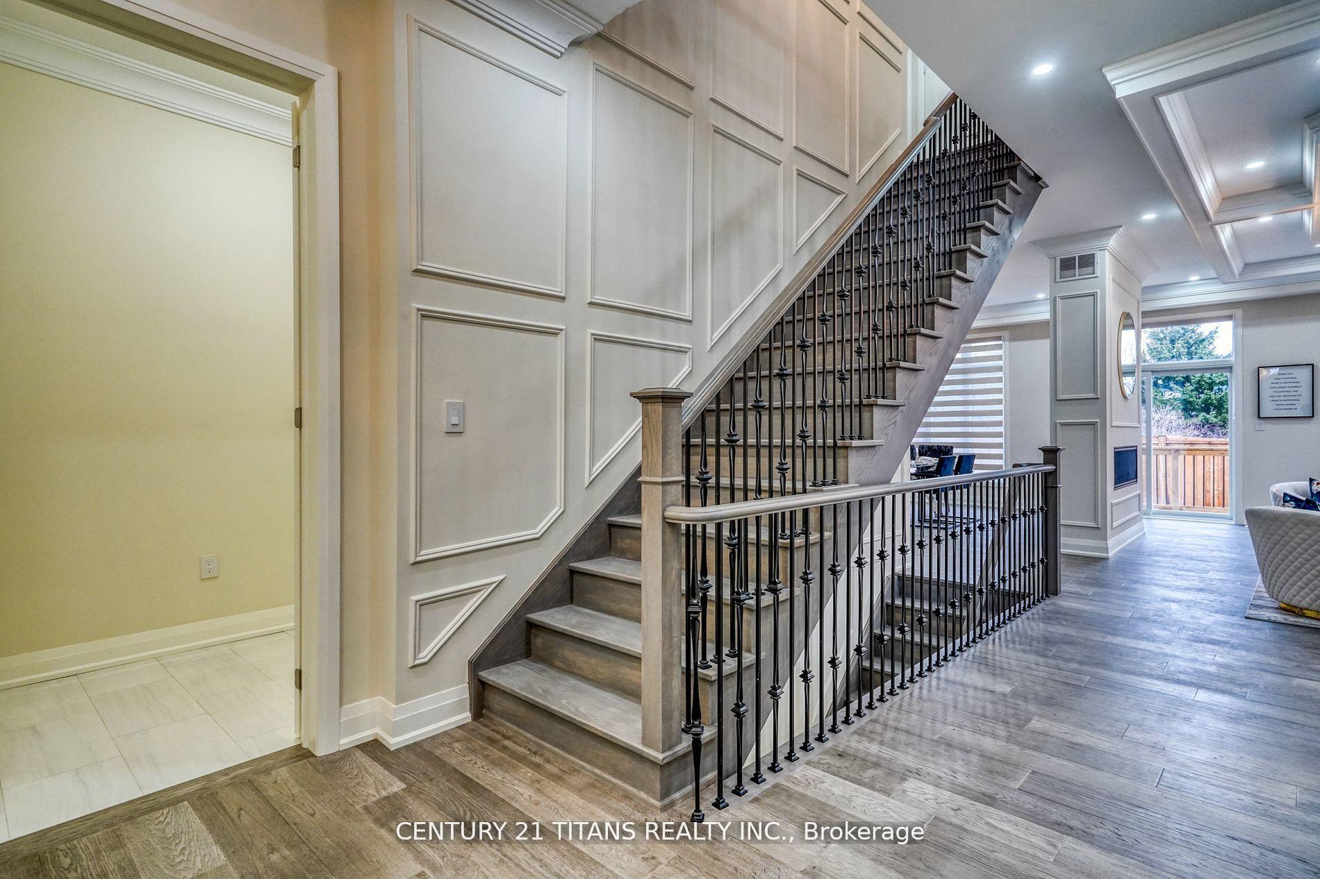 Photo 9 of 104 Northview Avenue, Whitby, Blue Grass Meadows — HOMEH