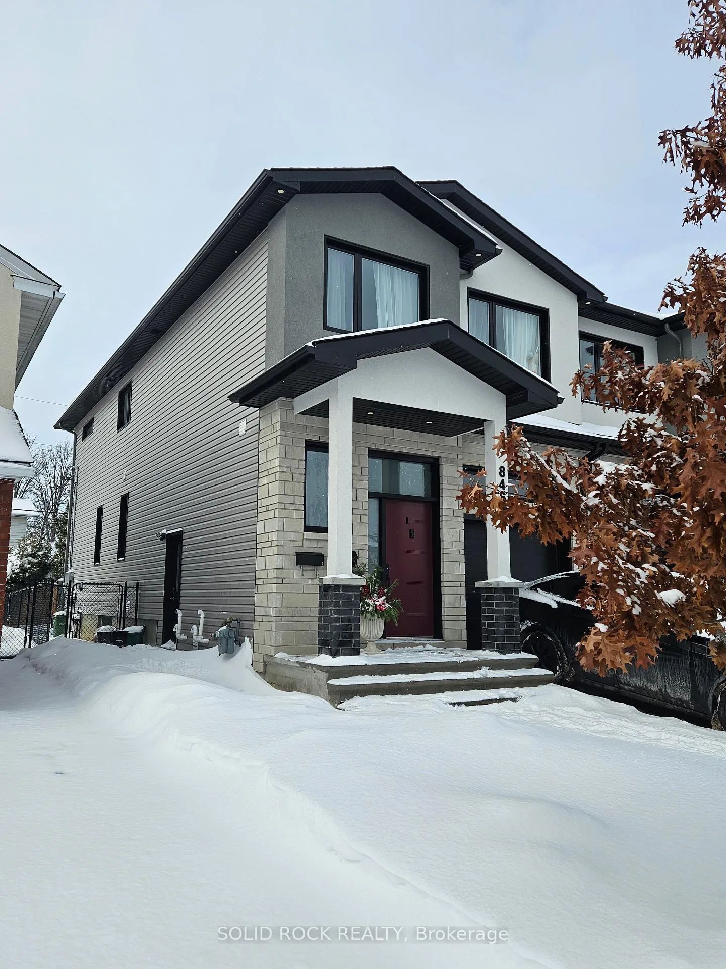 Photo 2 of Unit 1, 846 Alpine Avenue, Ottawa, Queensway Terrace North — HOMEH