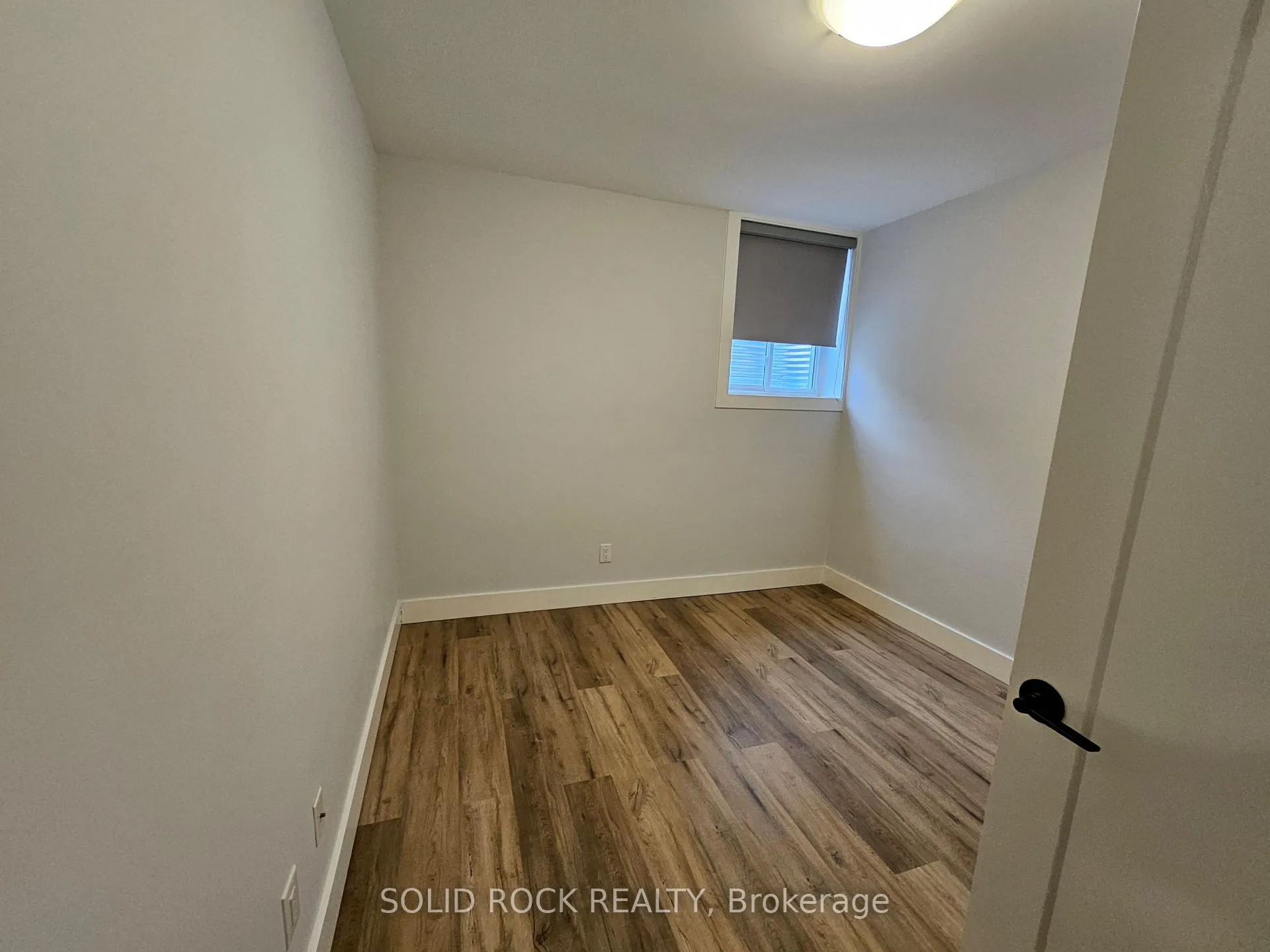 Photo 5 of Unit 1, 846 Alpine Avenue, Ottawa, Queensway Terrace North — HOMEH