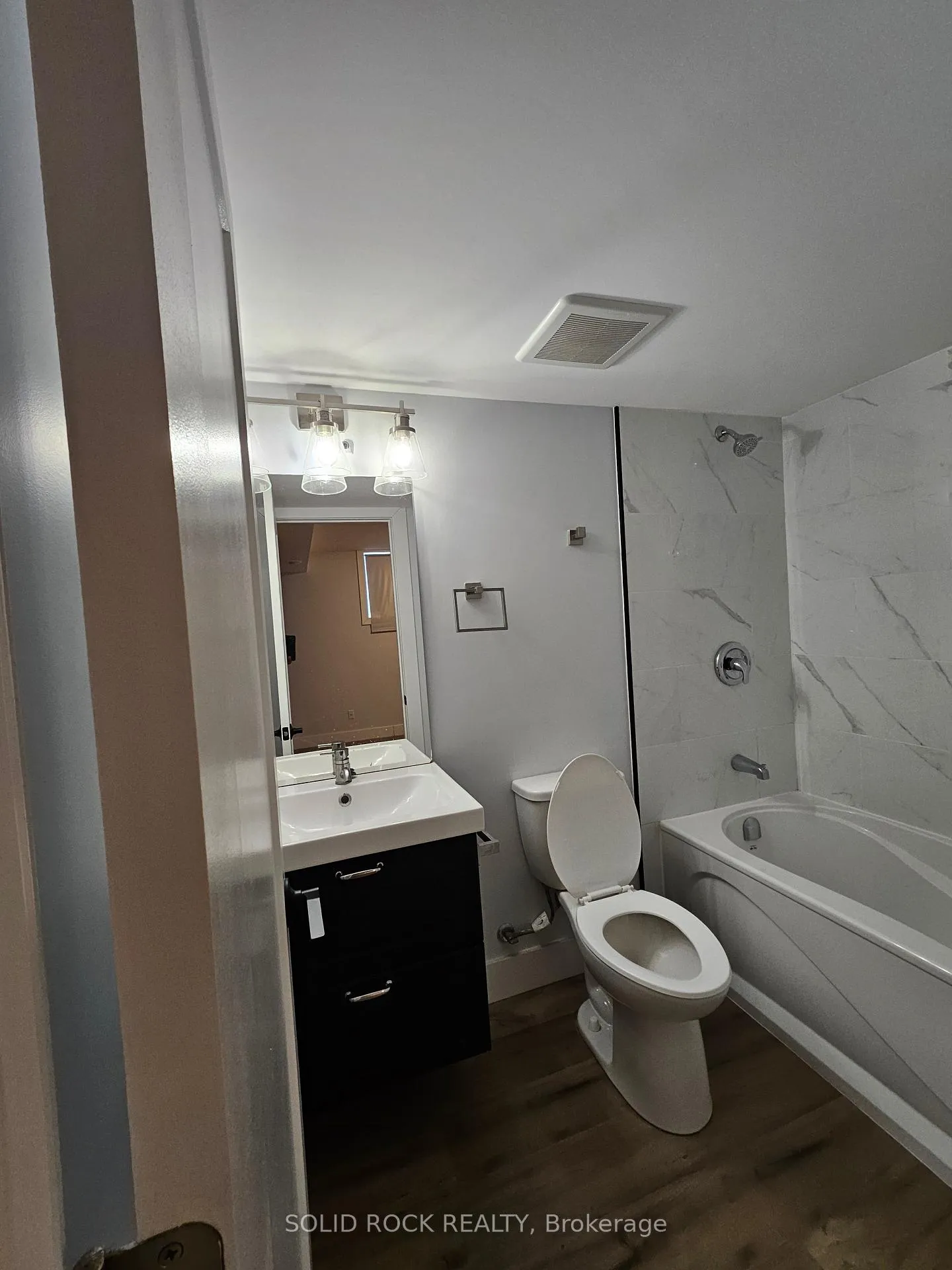 Photo 8 of Unit 1, 846 Alpine Avenue, Ottawa, Queensway Terrace North — HOMEH