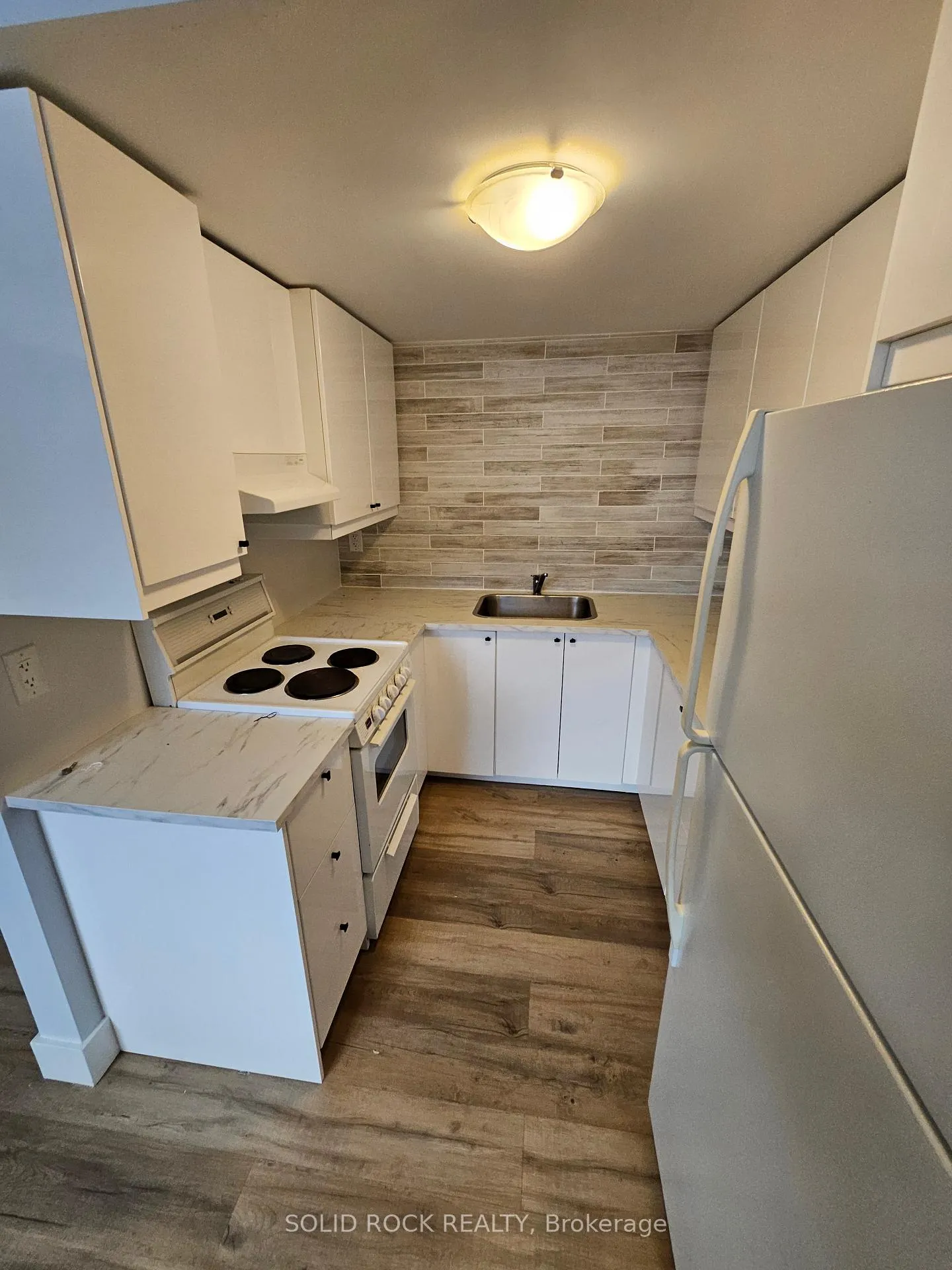 Photo 17 of Unit 1, 846 Alpine Avenue, Ottawa, Queensway Terrace North — HOMEH