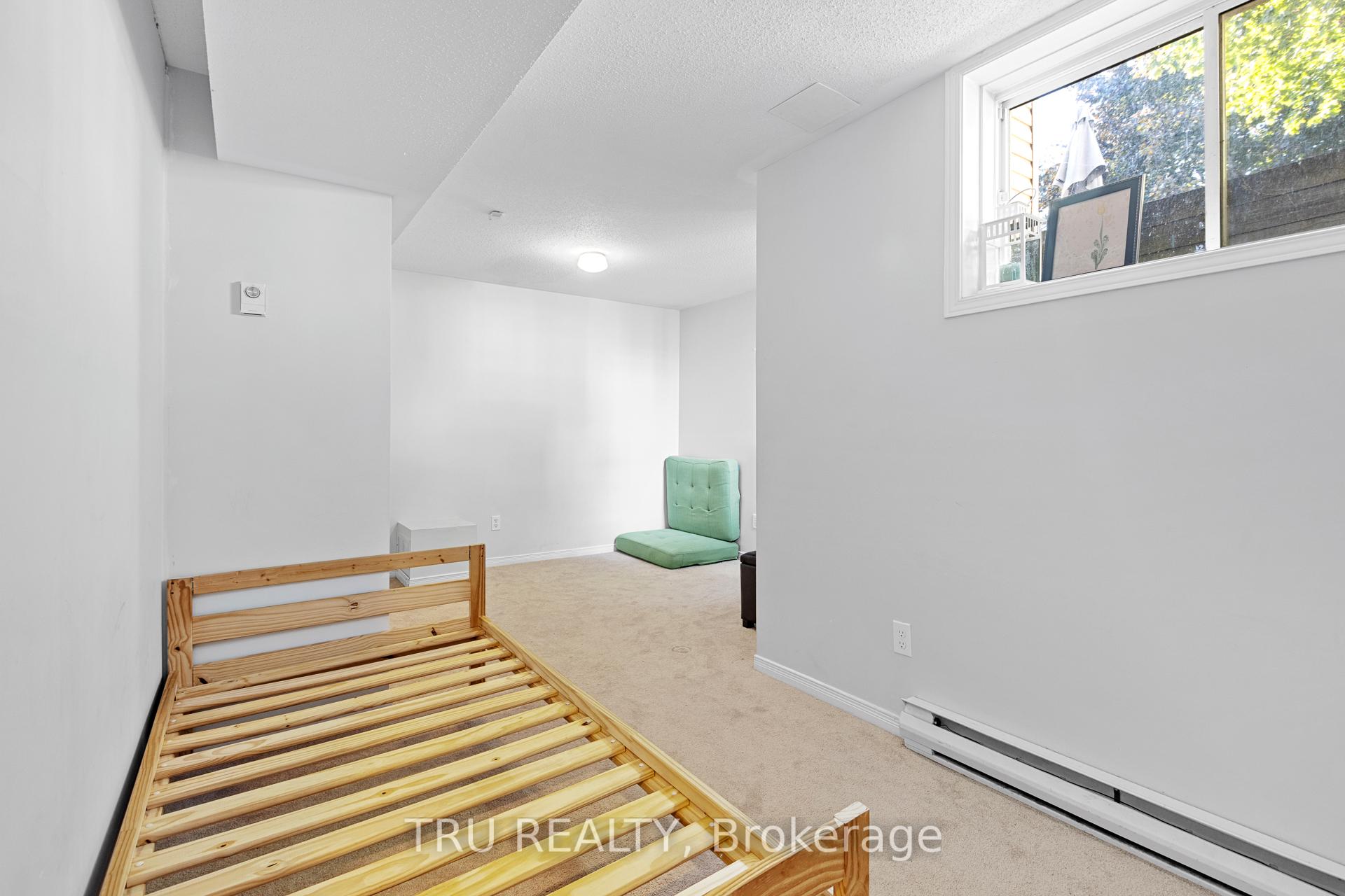 Photo 15 of 244 Stoneway Drive, Ottawa, Barrhaven East — HOMEH