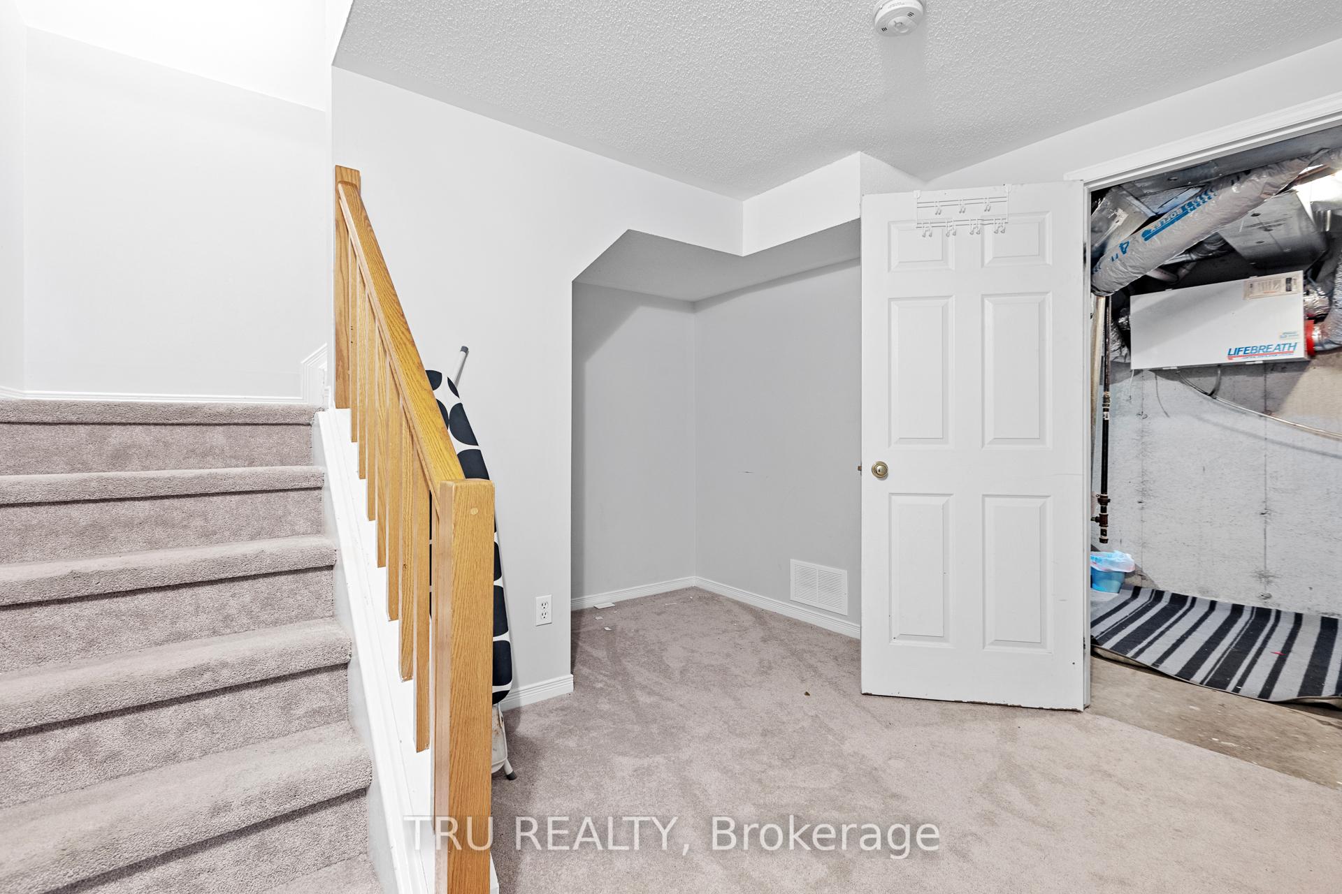 Photo 13 of 244 Stoneway Drive, Ottawa, Barrhaven East — HOMEH