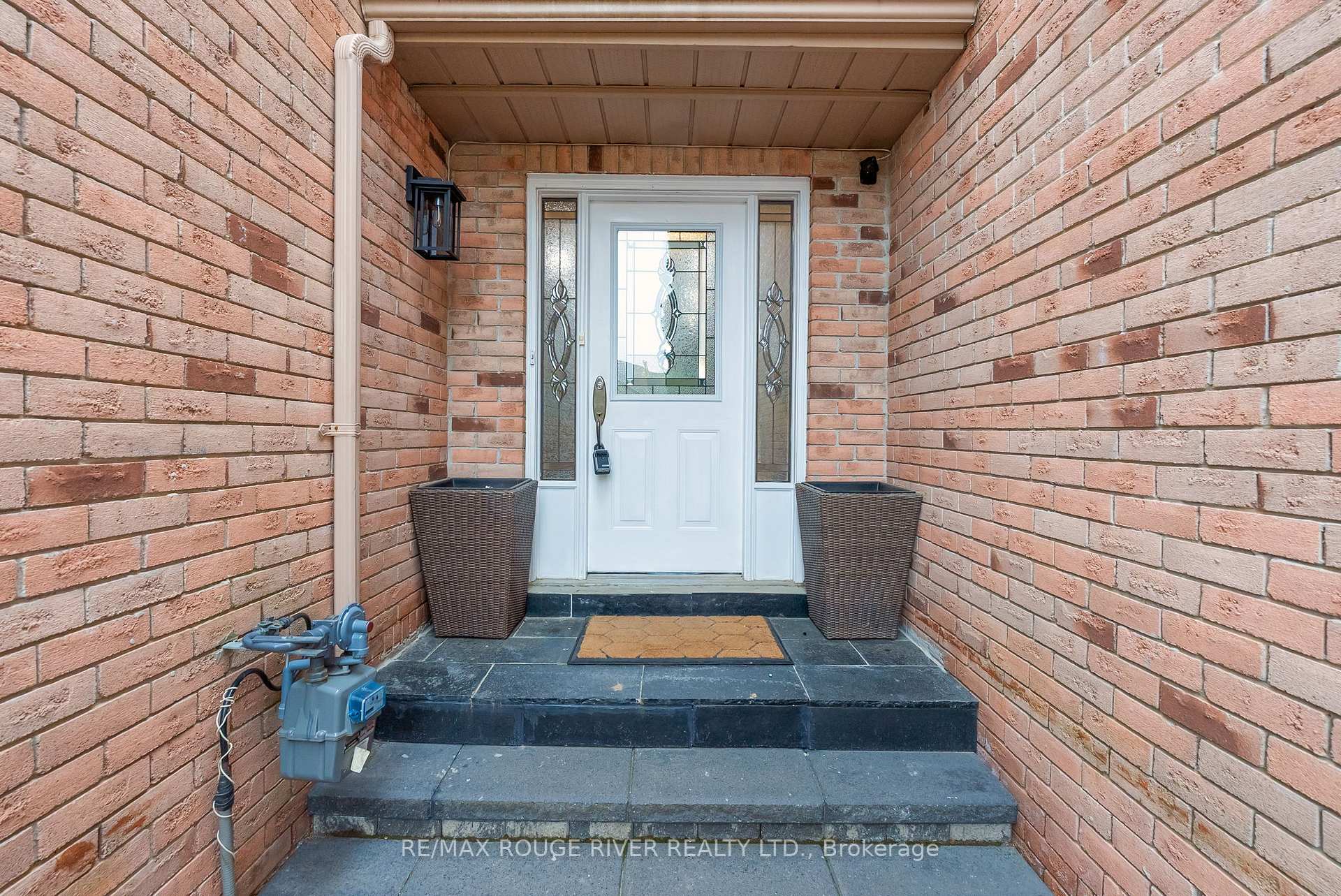 Photo 4 of 135 Timber Mill Avenue, Whitby, Williamsburg — HOMEH