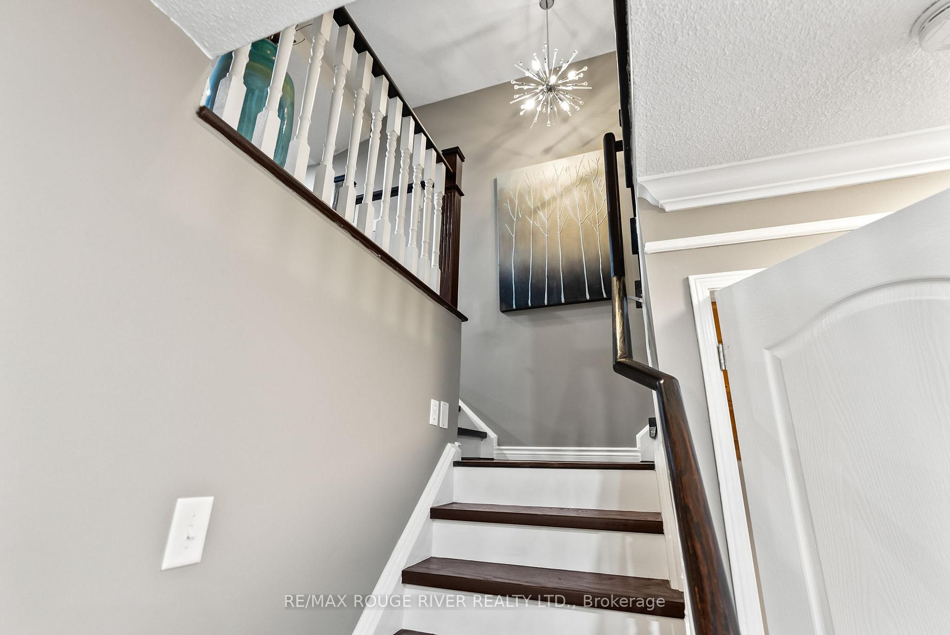 Photo 20 of 135 Timber Mill Avenue, Whitby, Williamsburg — HOMEH