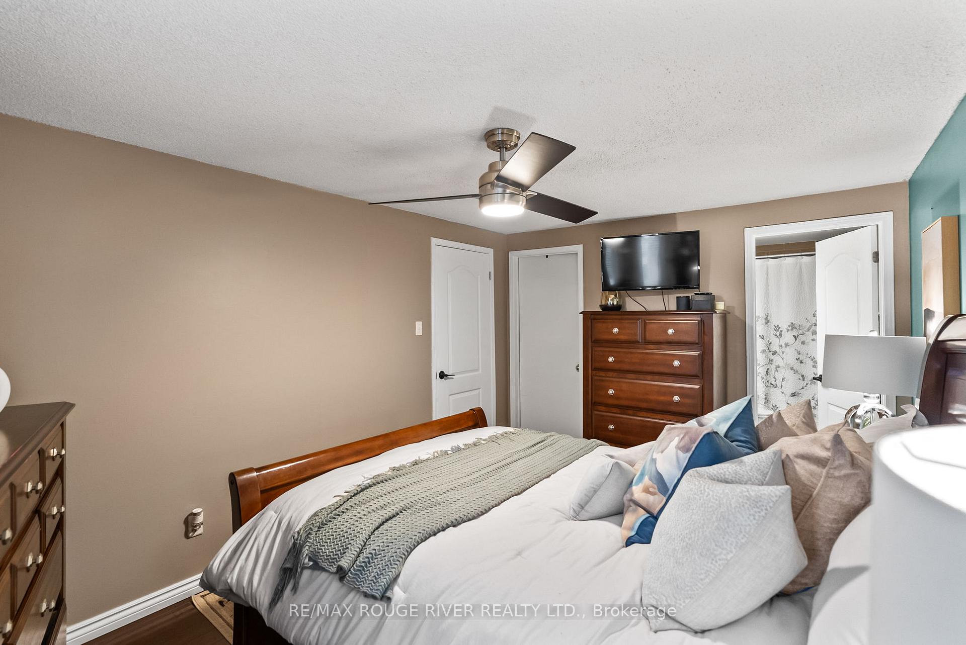 Photo 31 of 135 Timber Mill Avenue, Whitby, Williamsburg — HOMEH